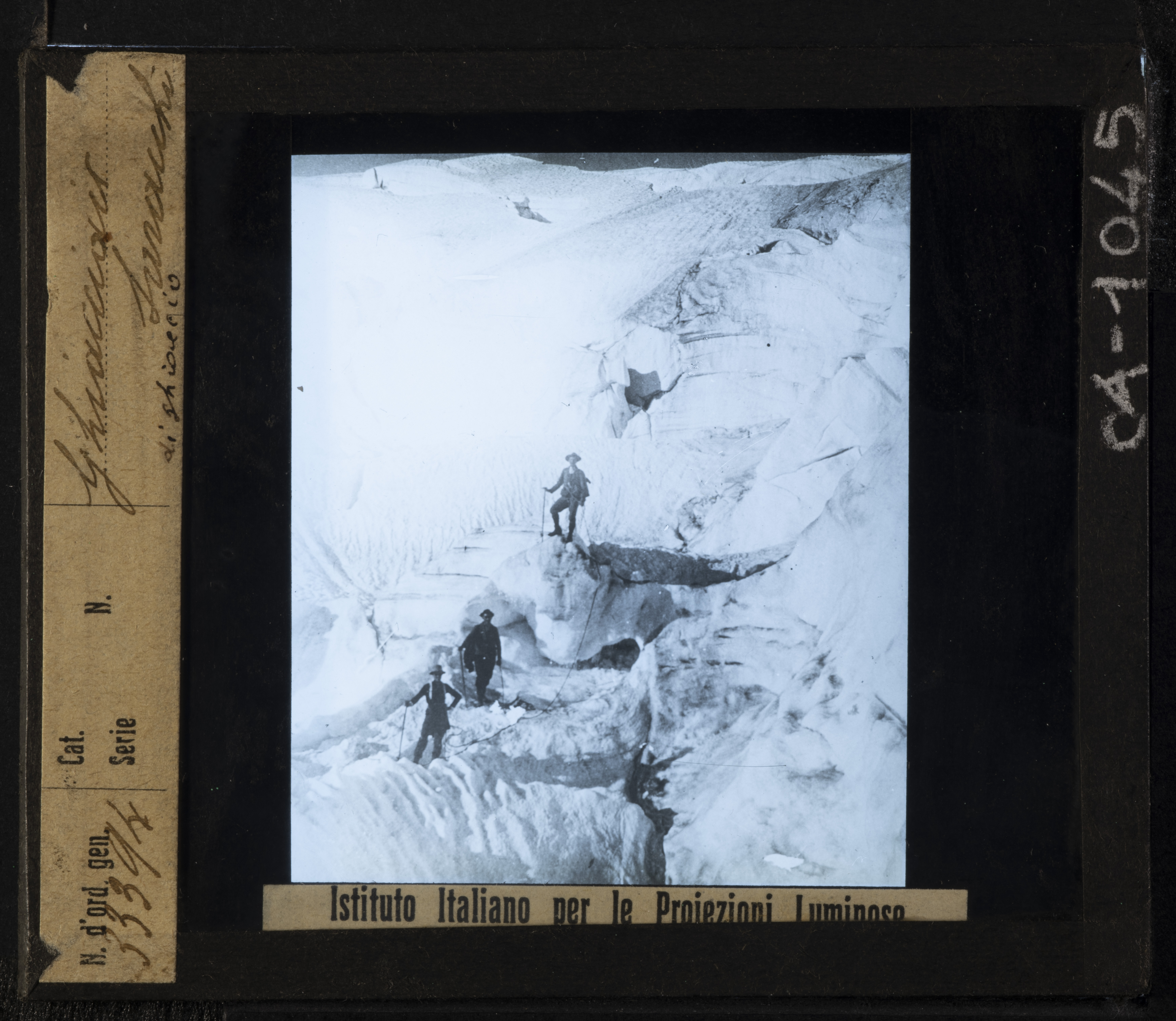 Ghiacciai alpini - Alpinismo su ghiaccio (positivo) di Istituto Italiano per le Proiezioni Luminose (XX)