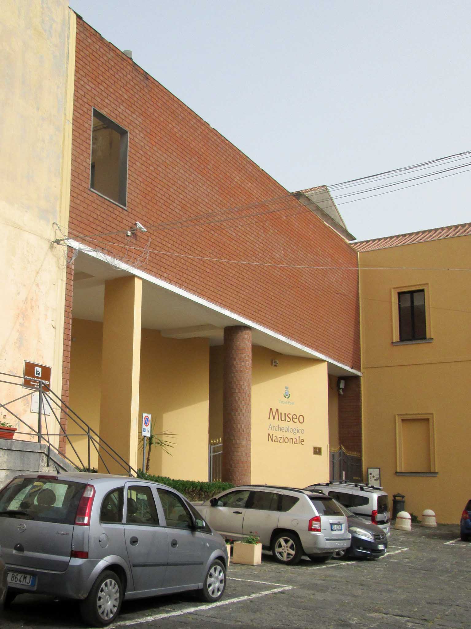 Convento di San Francesco (convento) - Eboli (SA)  <br>Condizioni d'uso: <a class='link-esterno' href='https://docs.italia.it/italia/icdp/icdp-pnd-circolazione-riuso-docs/it/v1.0-giugno-2022/testo-etichetta-BCS.html' target='_bcs'>Beni Culturali Standard (BCS)</a>