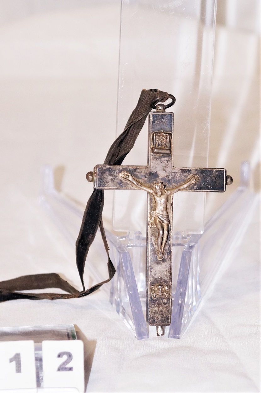 Gesù Cristo crocifisso (reliquiario - a croce, opera isolata) - bottega romana (XIX)