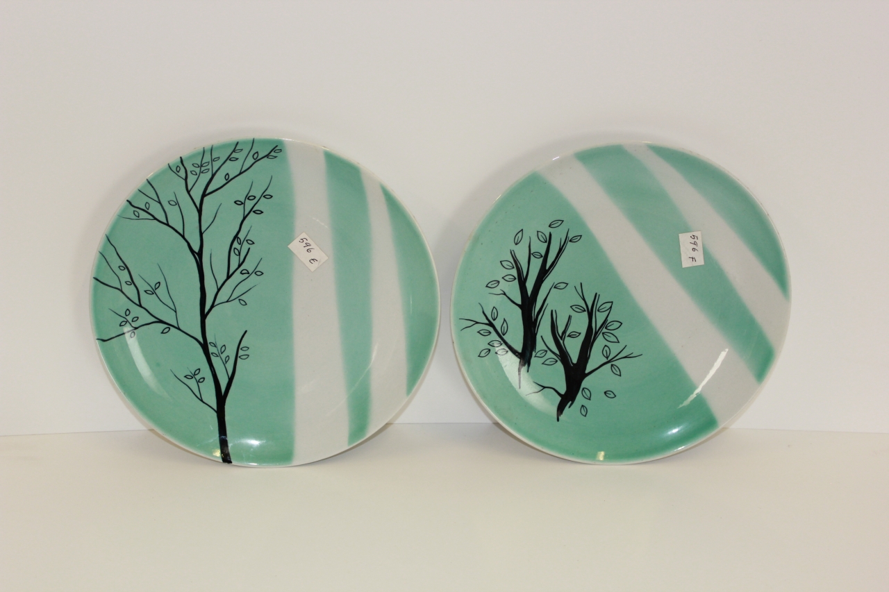 piatto da portata, coppia - ambito friulano (terzo quarto sec. XX)