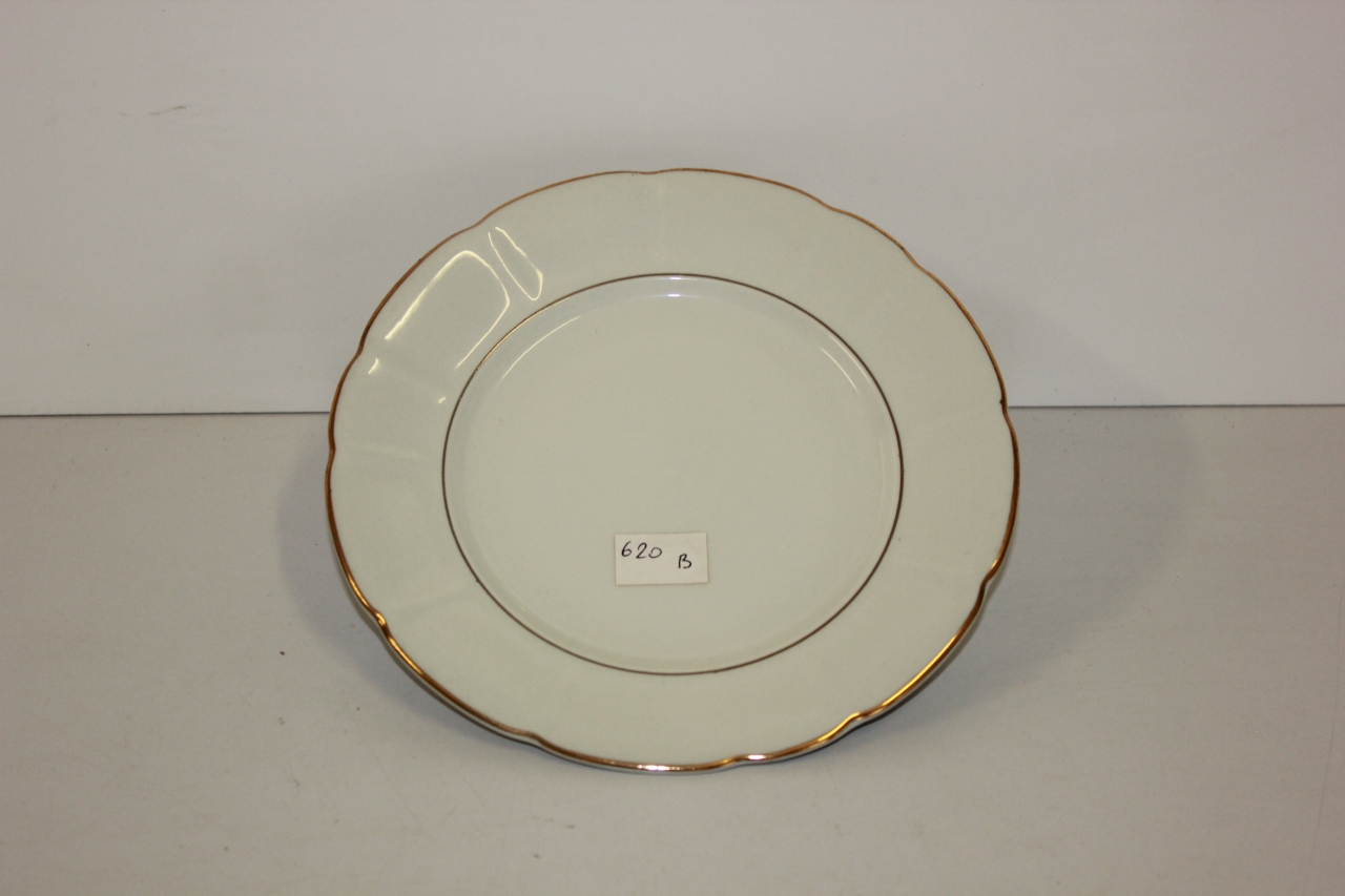 piatto piano, opera isolata - ambito friulano (seconda metà sec. XX)