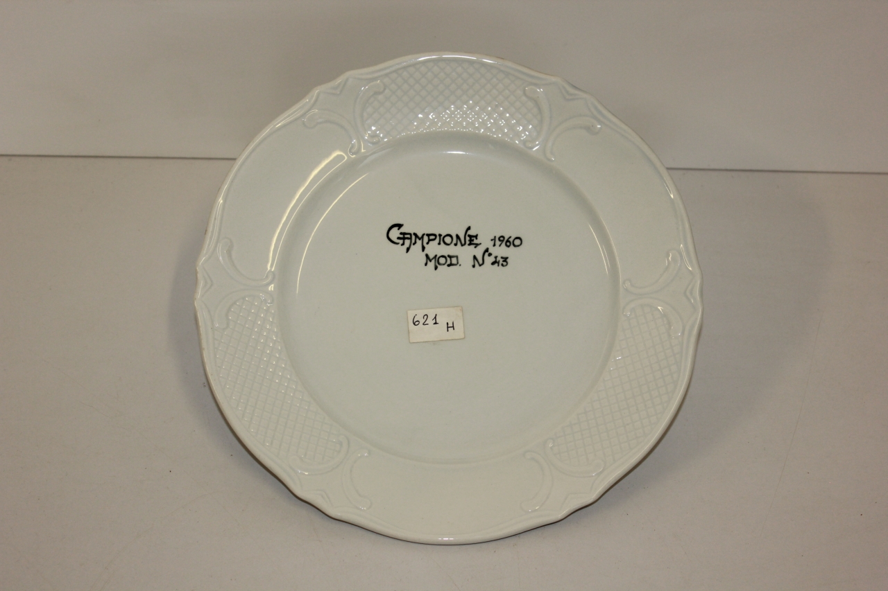 piatto piano, opera isolata - ambito friulano (terzo quarto sec. XX)