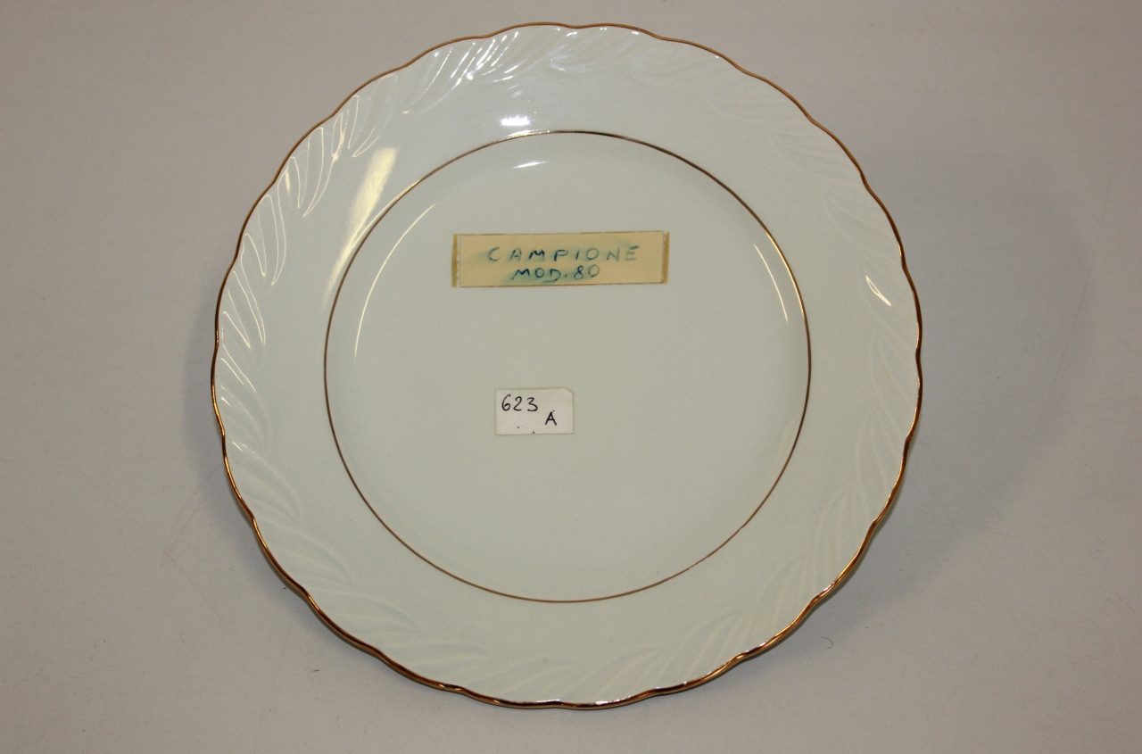 piatto piano, opera isolata - ambito friulano (terzo quarto sec. XX)