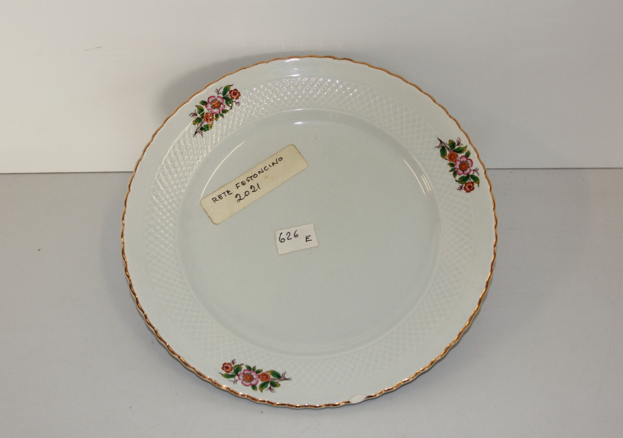 piatto piano, opera isolata - ambito friulano (terzo quarto sec. XX)