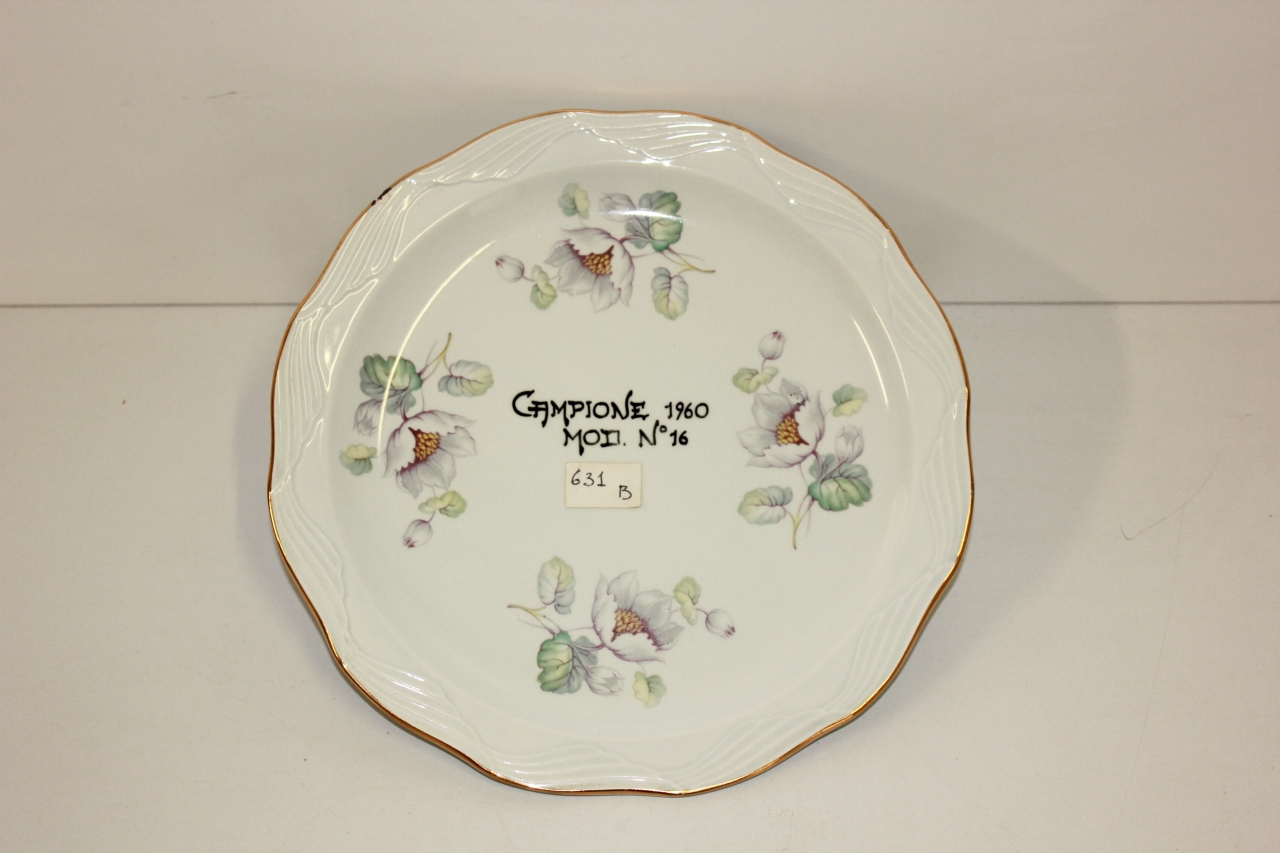 piatto piano, opera isolata - ambito friulano (terzo quarto sec. XX)