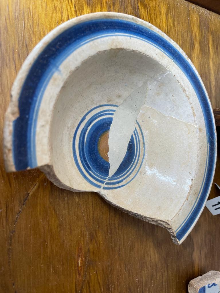 soggetto assente (piatto) - bottega umbra (prima metà sec. XVI)