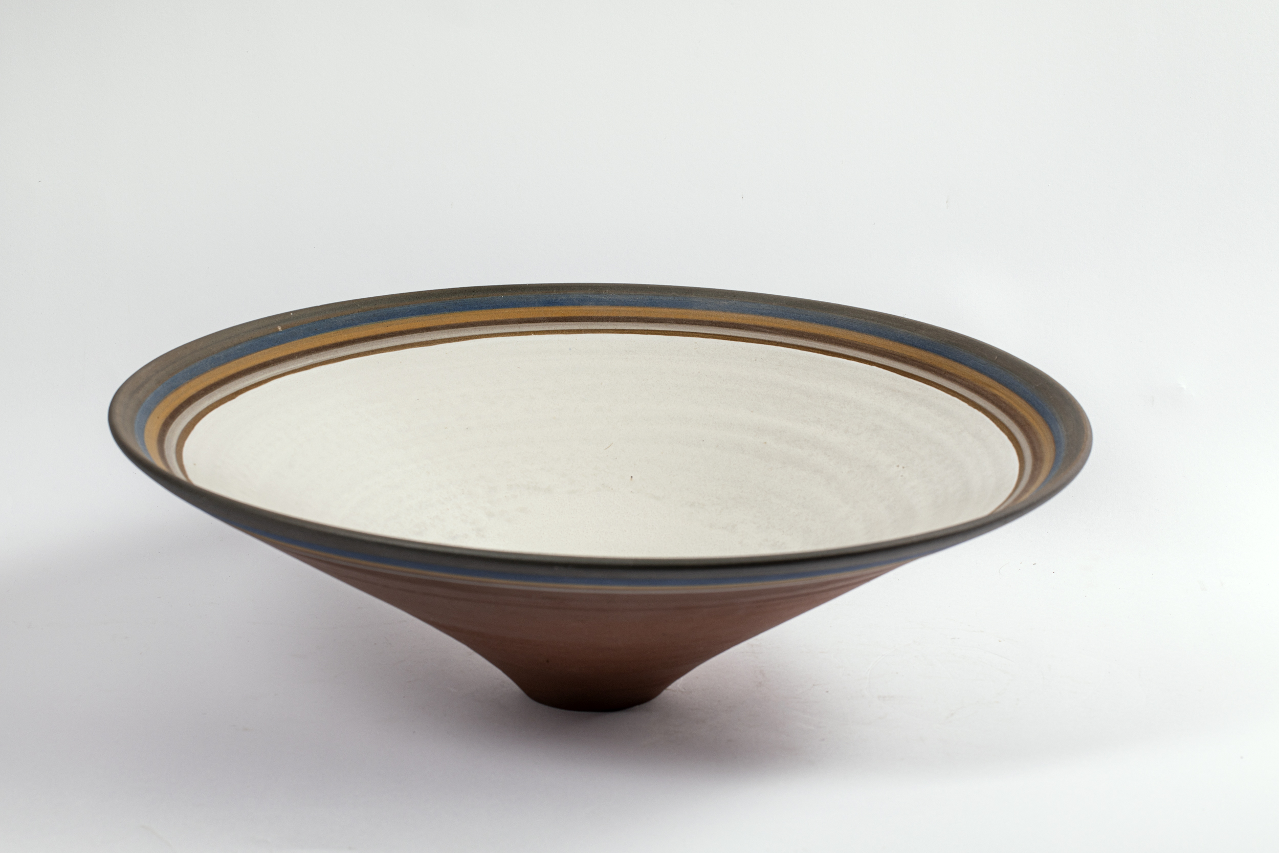 motivi geometrici (piatto, opera isolata) di Bottega Dioniso (ultimo quarto XX)