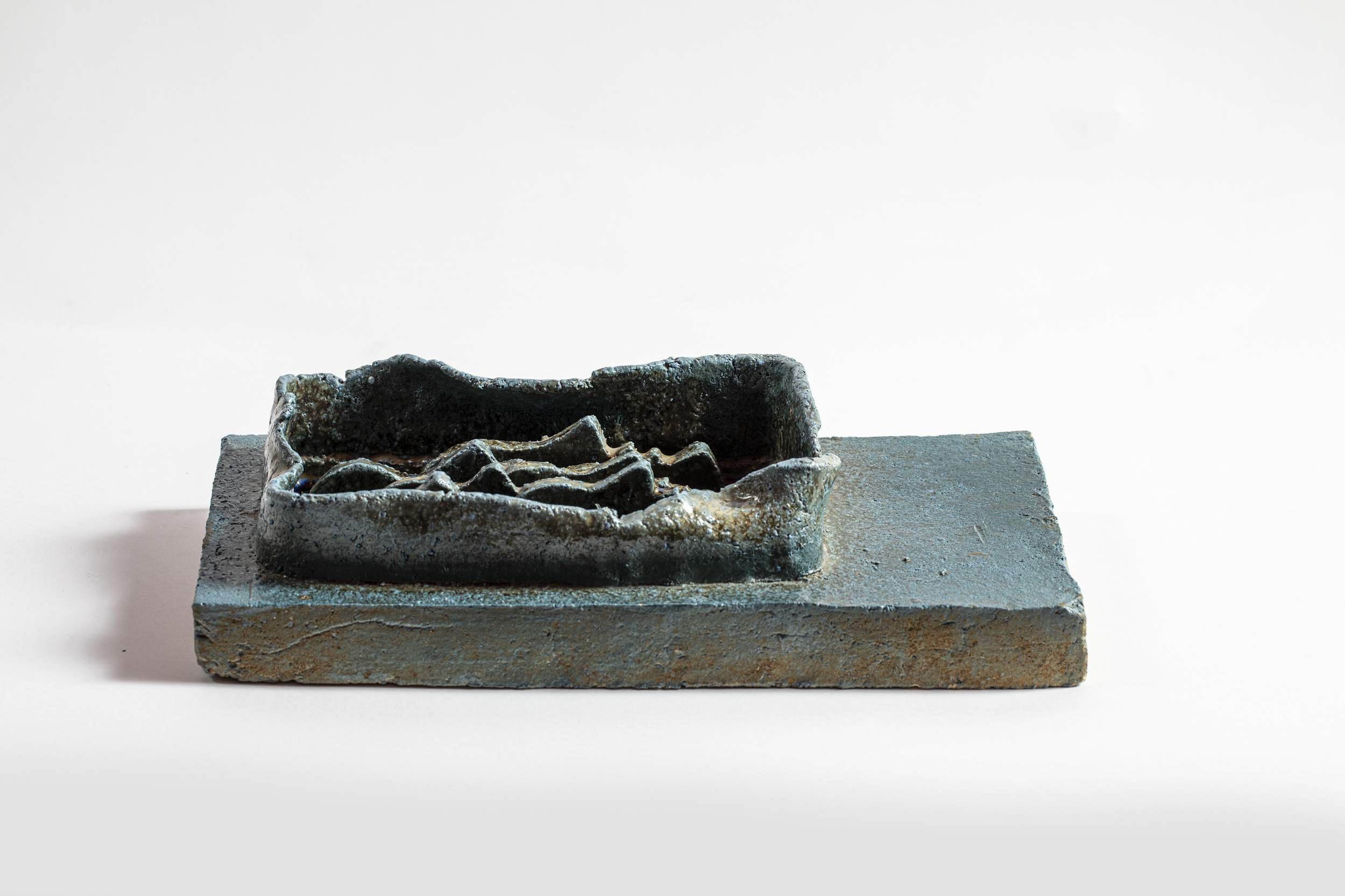 Collettivo, motivi geometrici e antropomorfi (scultura, opera isolata) di Di Giosaffatte Vincenzo (ultimo quarto XX)