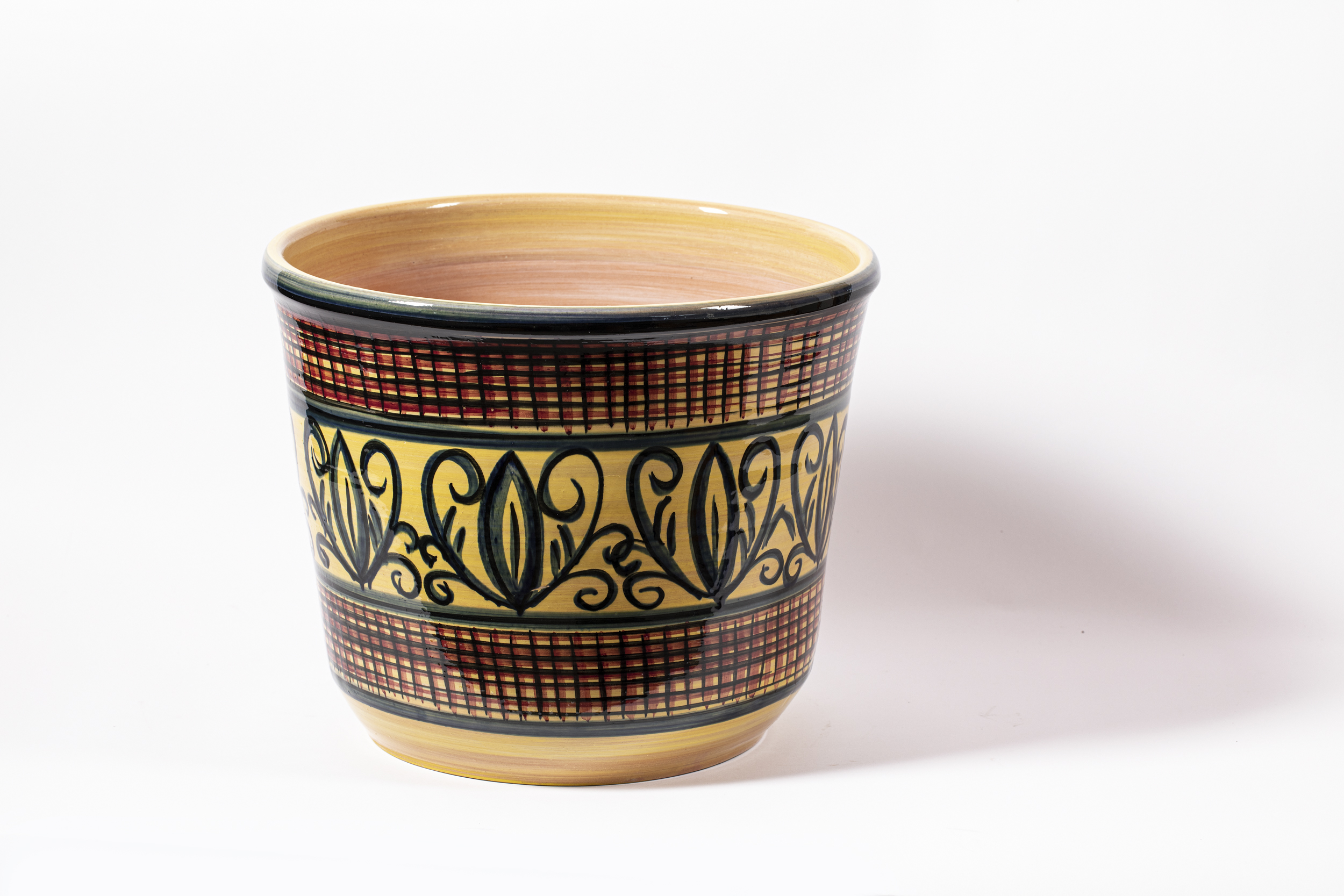 motivi fitomorfi e geometrici (vaso, opera isolata) di Farci Gaetano, Pinna Antonella Franca (metà/ inizio XX-XXI)