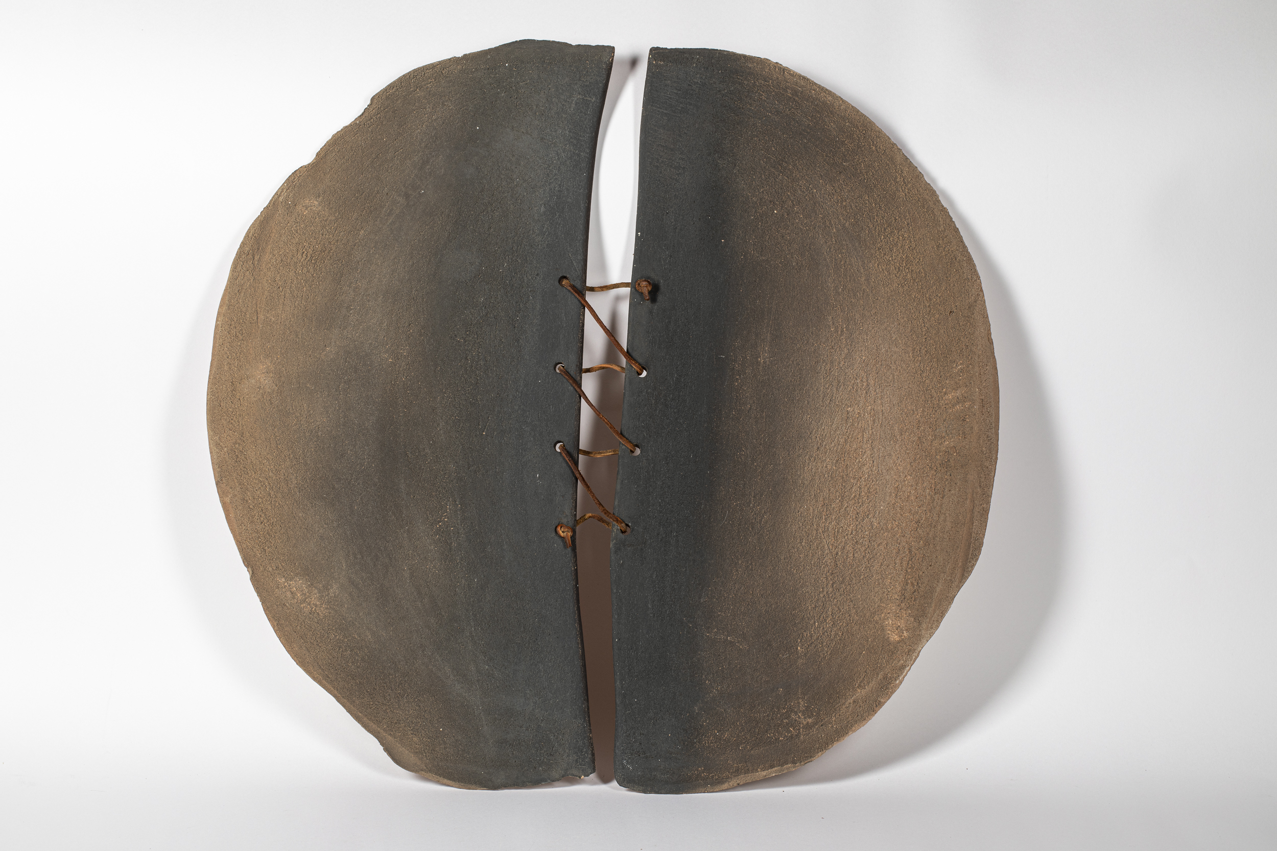 soggetto assente (scultura, opera isolata) di Reginato Claudio (ultimo quarto XX)