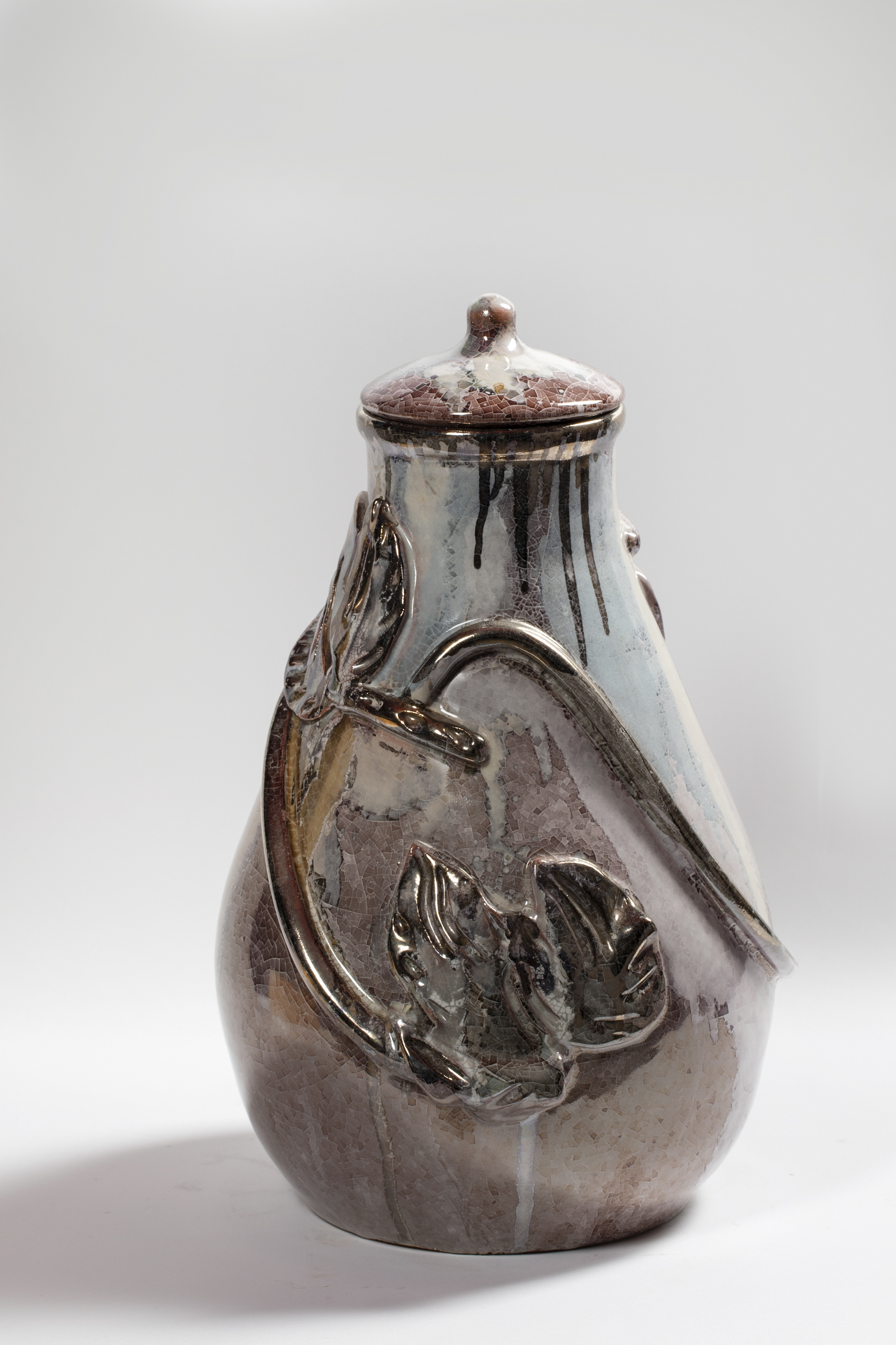 motivi fitomorfi (vaso, opera isolata) di Ugas Elena (ultimo quarto XX)