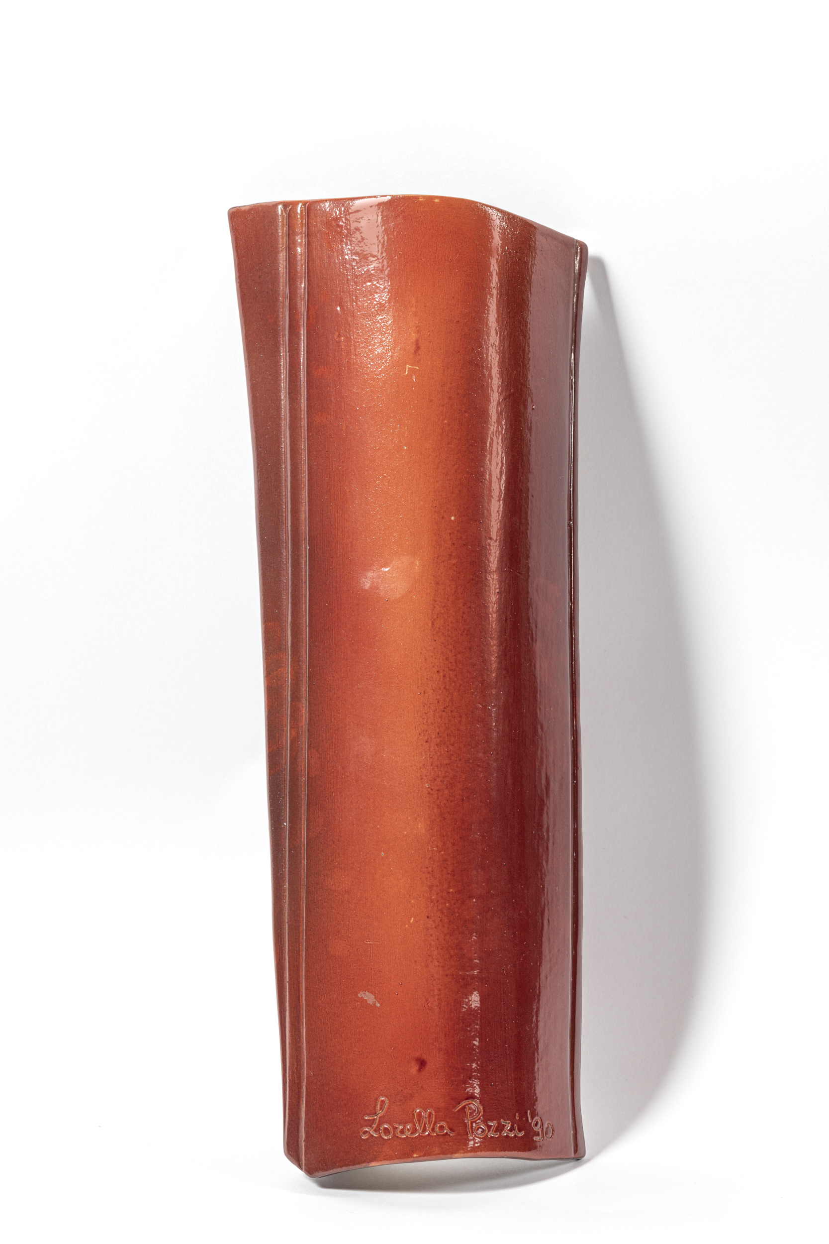 soggetto assente (tegola, opera isolata) di Pozzi Lorella (ultimo quarto XX)