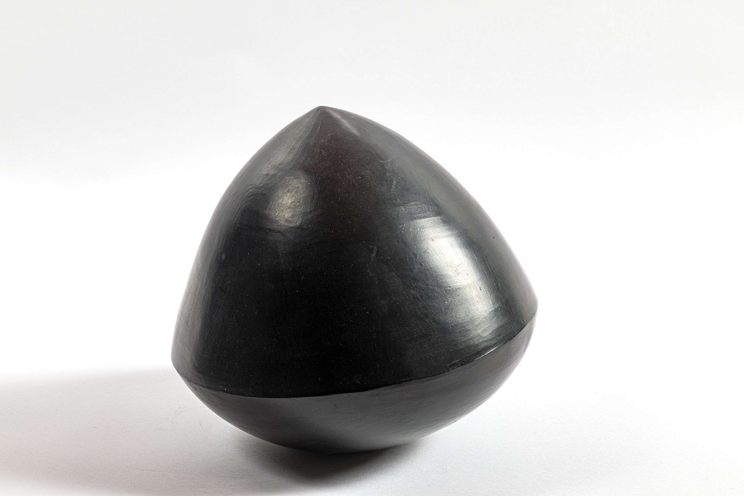 Forme, soggetto assente (scultura, elemento d'insieme) di Fontana Maria Celina (ultimo quarto XX)