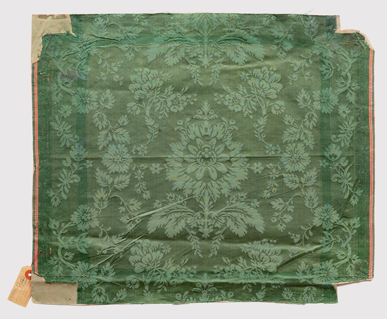 coprisedile, opera isolata - manifattura italiana (prima metà XIX)