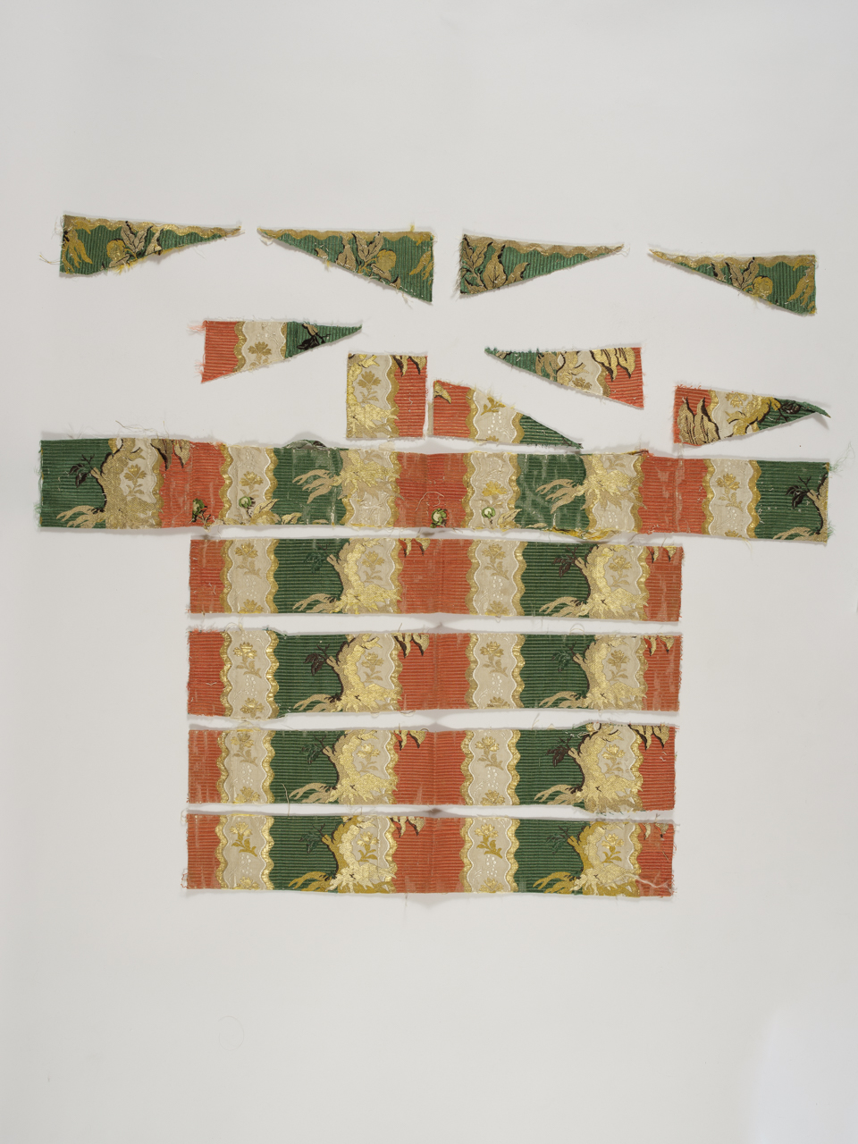 tessuto, frammento - manifattura italiana, manifattura francese (ultimo quarto XVIII)