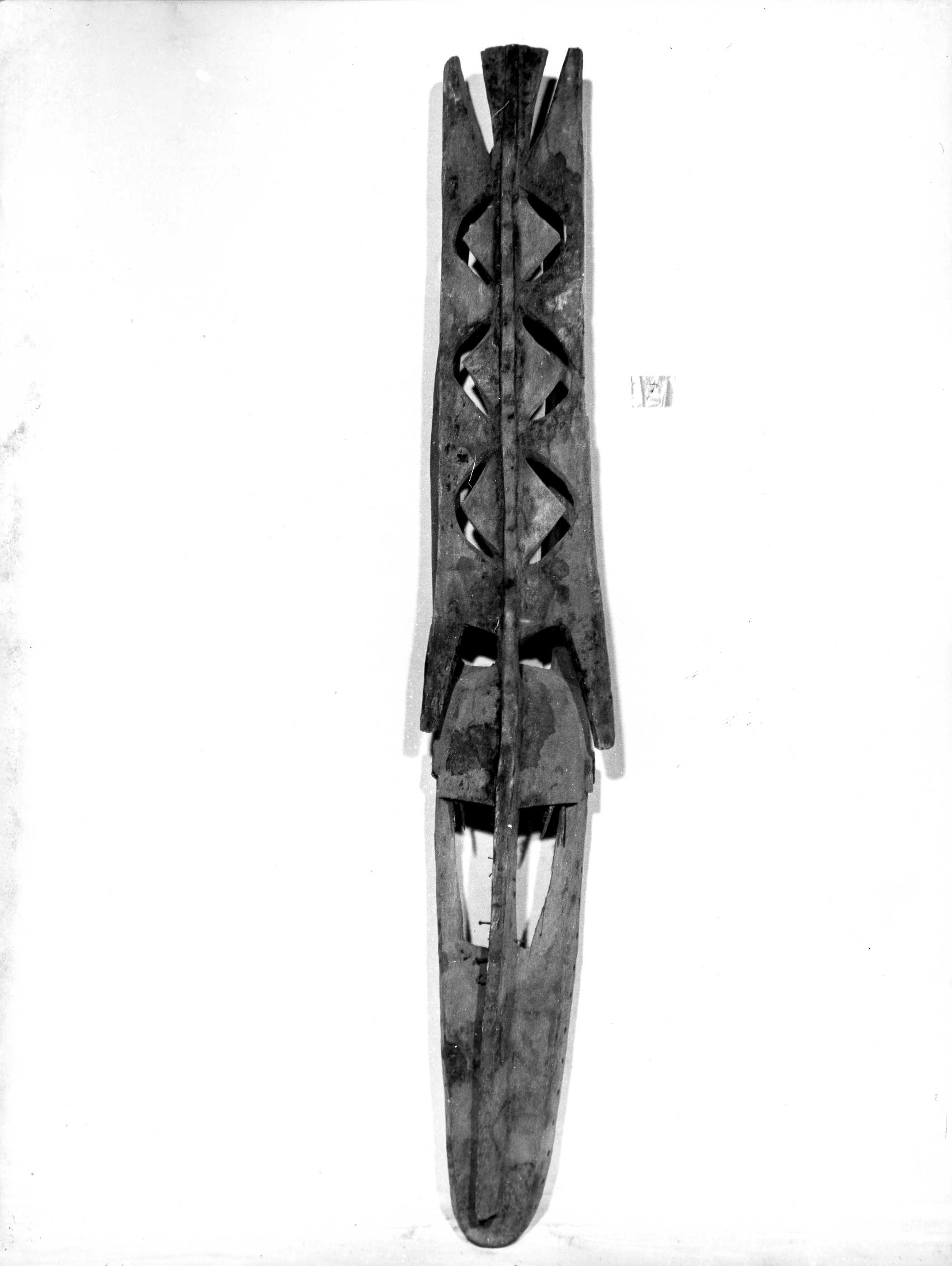 maschera, opera isolata - ambito Africa occidentale (inizio XX)