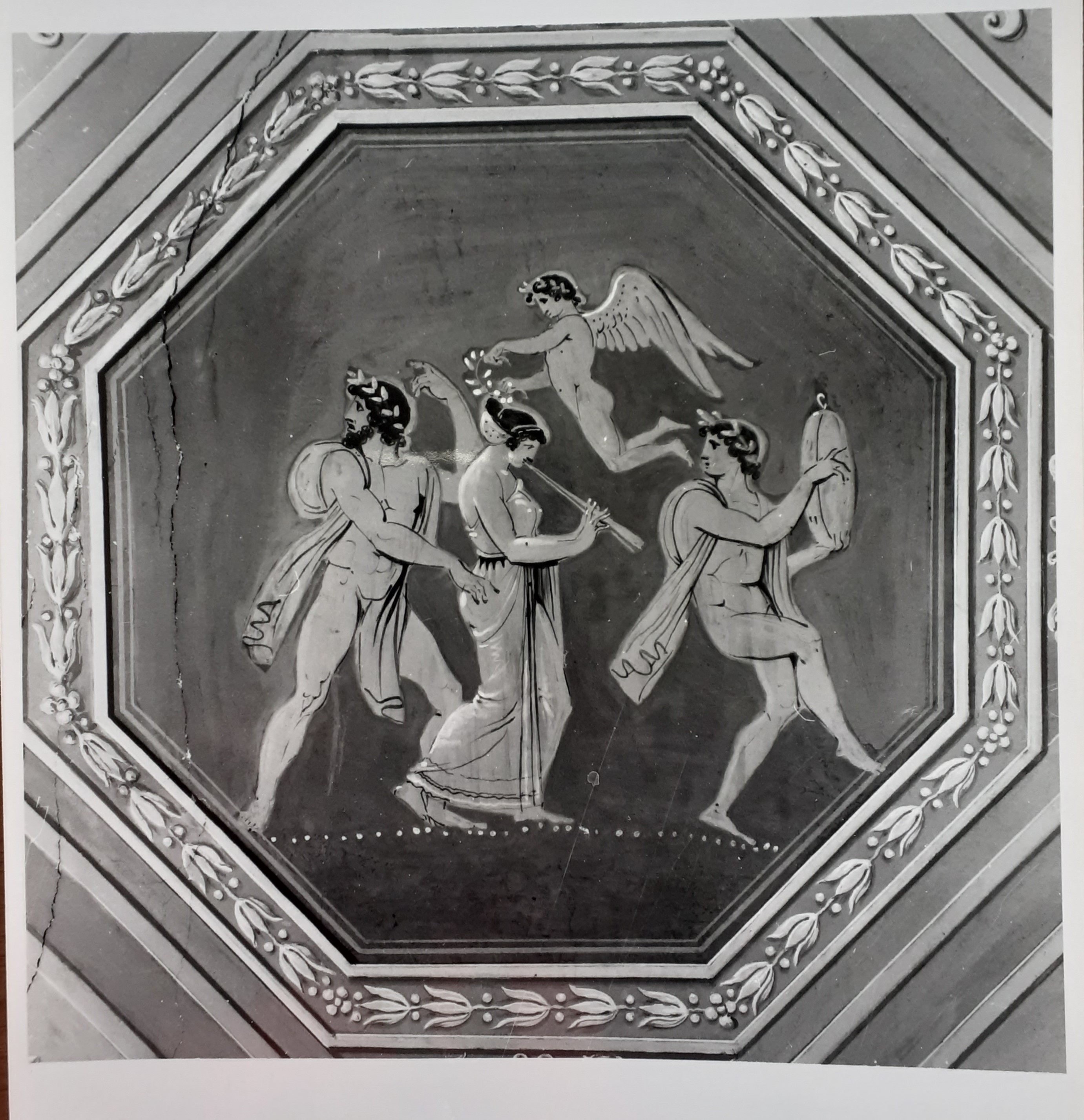 Decorazione della lamia raffigurante: "Donna con flauto tra uomini danzanti" (dipinto) di Pascale Filippo (attribuito) (seconda metà XVIII Secolo)