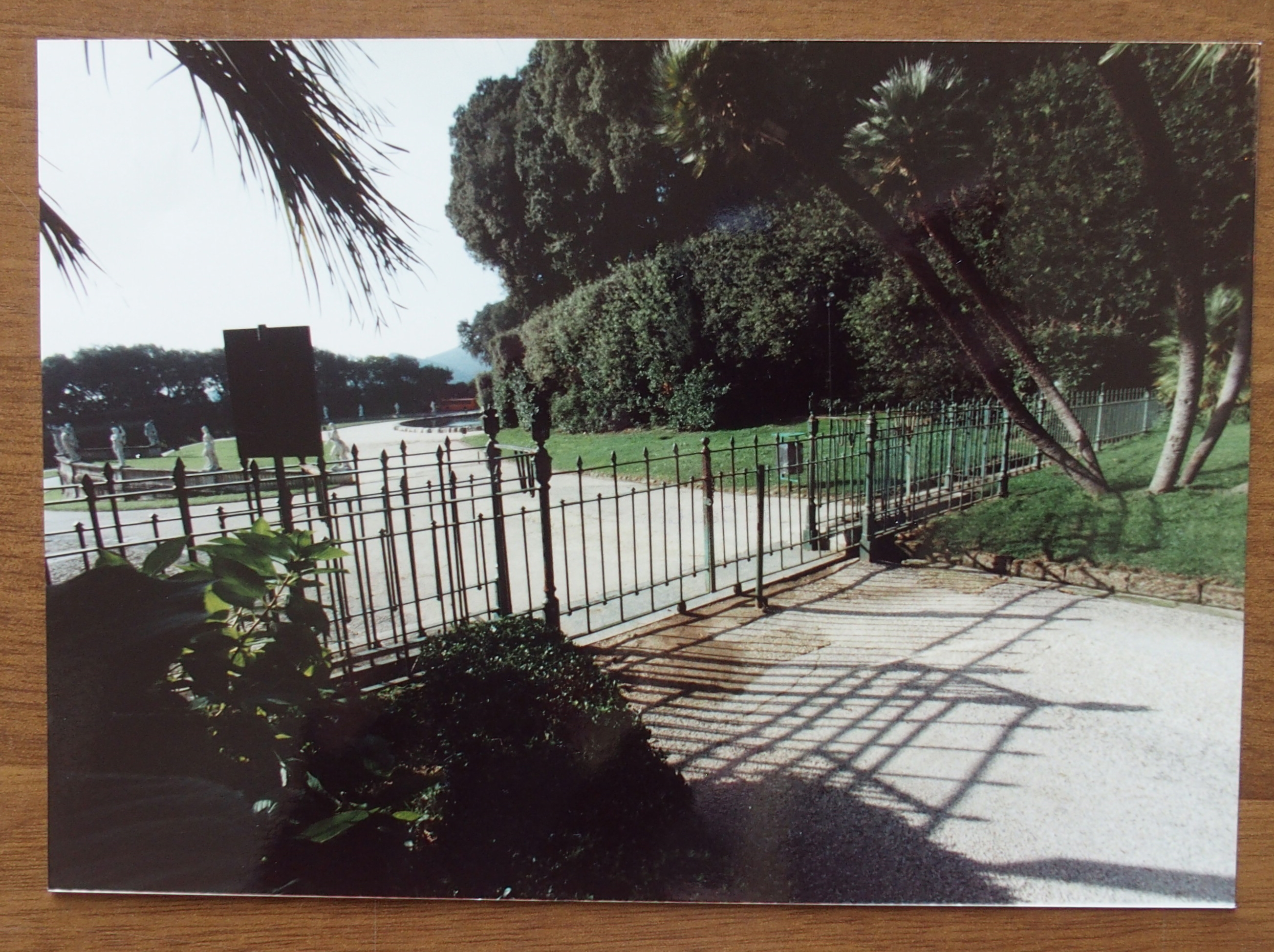 Muro di recinzione, Fabbrica del circondario (muro) - Caserta (CE) 