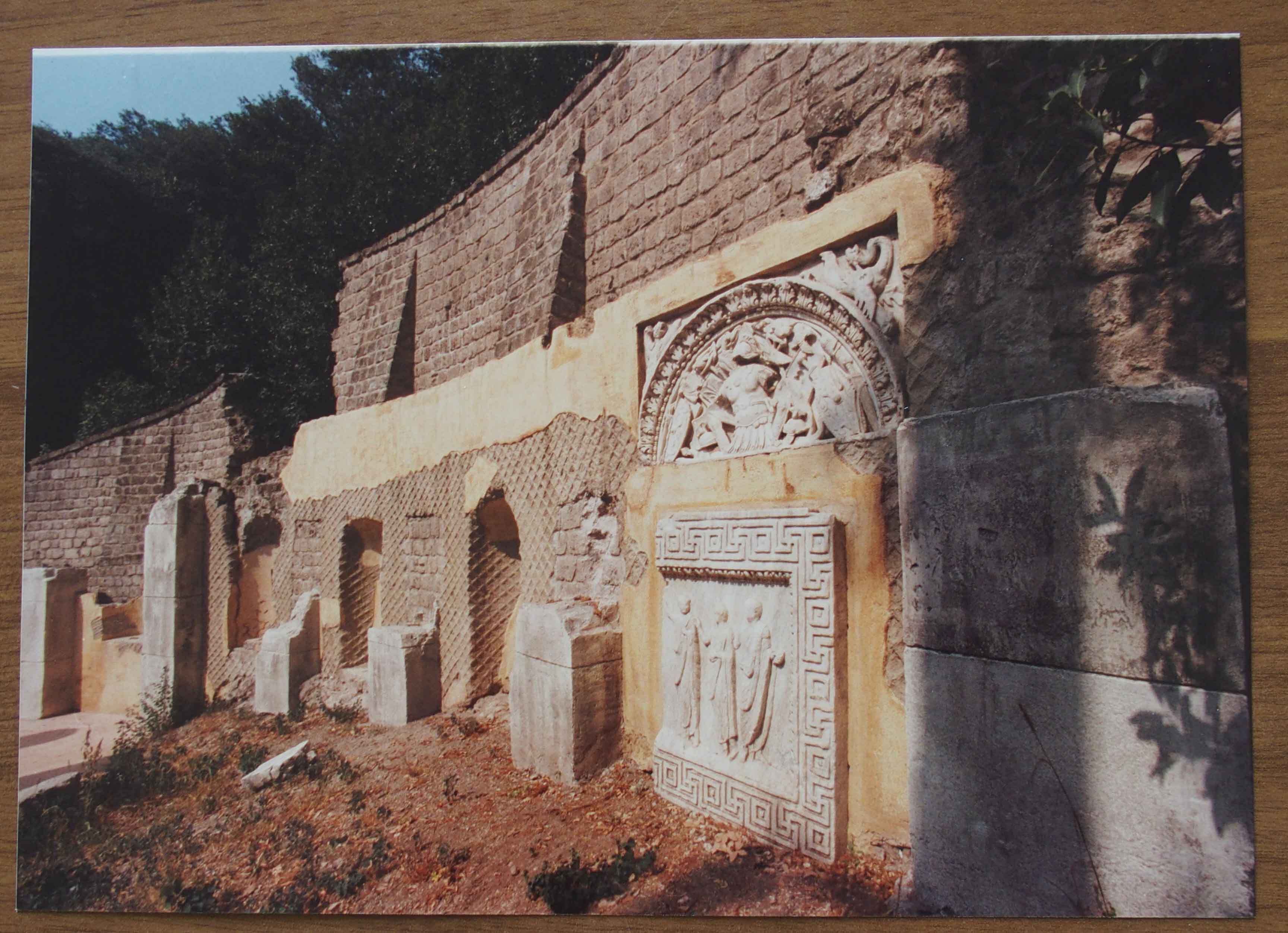 Ruderi del Tempio Italico (tempio) - Caserta (CE) 