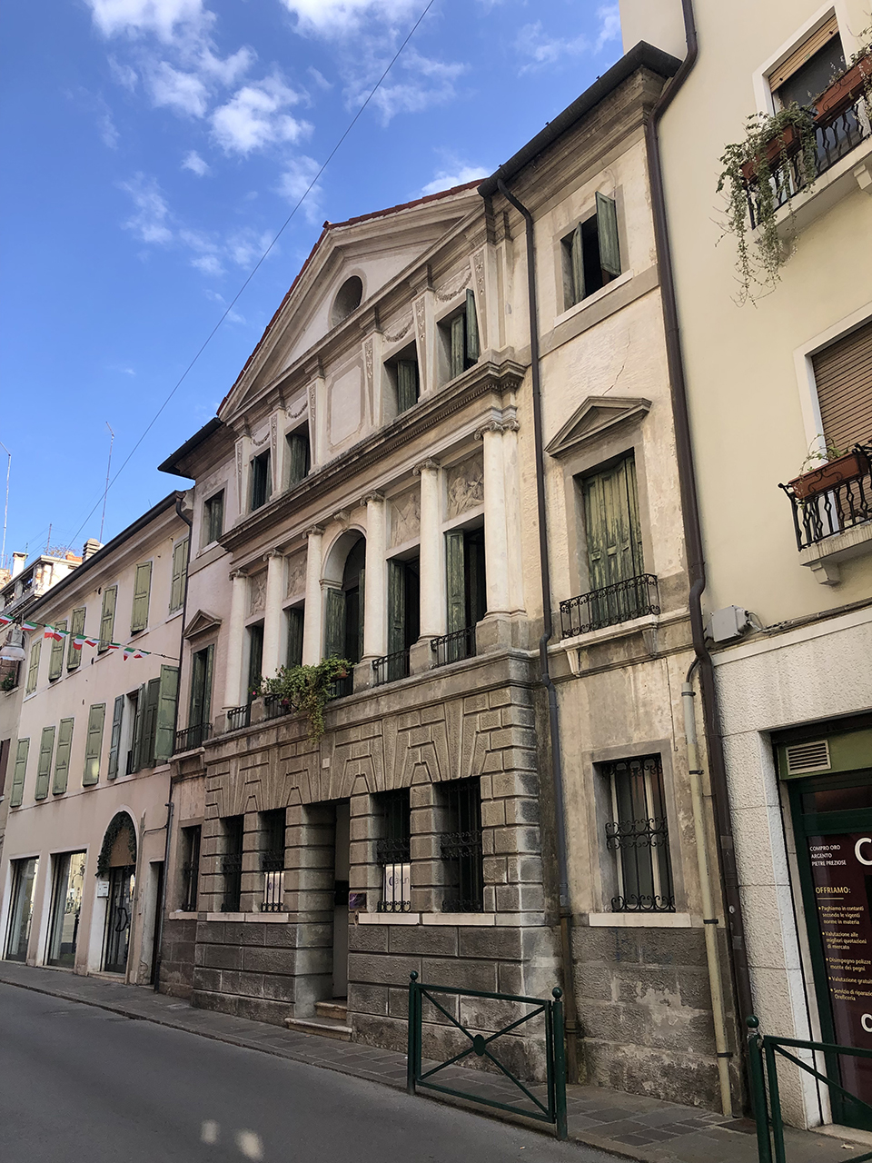 Palazzo del XVIII secolo (palazzo) - Treviso (TV)  (XVIII)