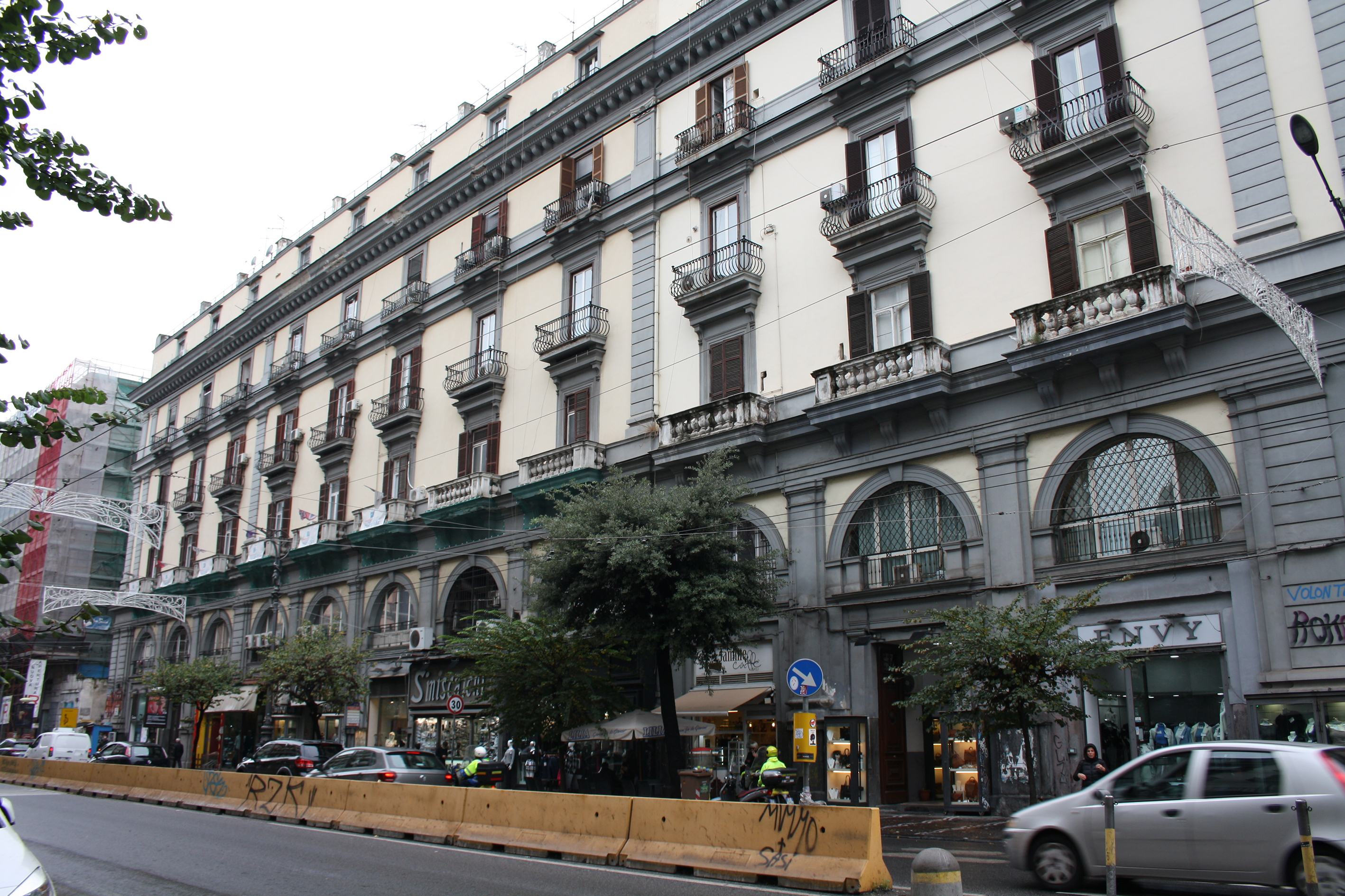 palazzo in corso Umberto 174-190 (palazzo, civico) - Napoli (NA) 