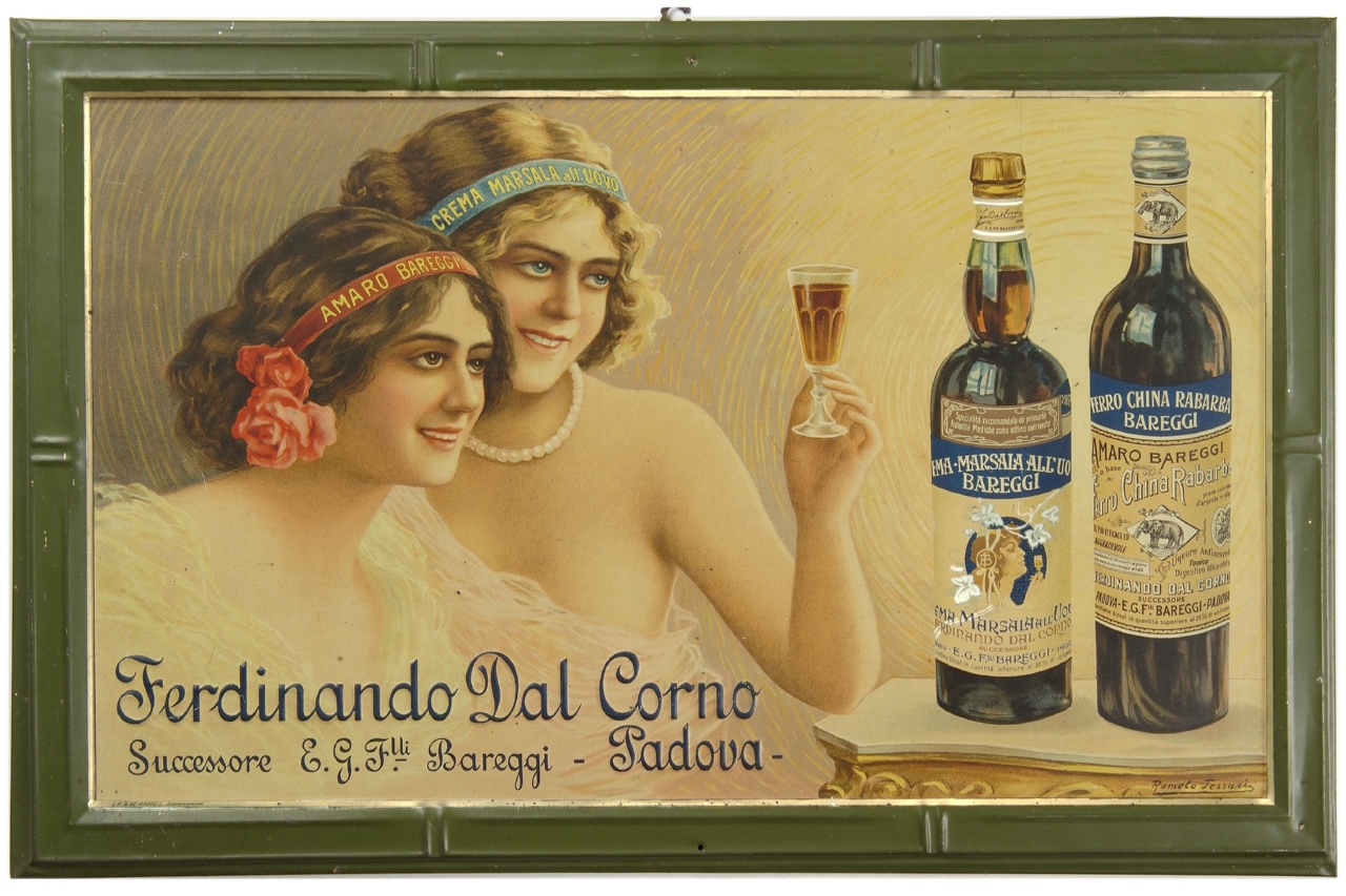 coppia di ragazze guarda bottiglie di alcolici (tabella) di Tessari Romolo (primo quarto XX)