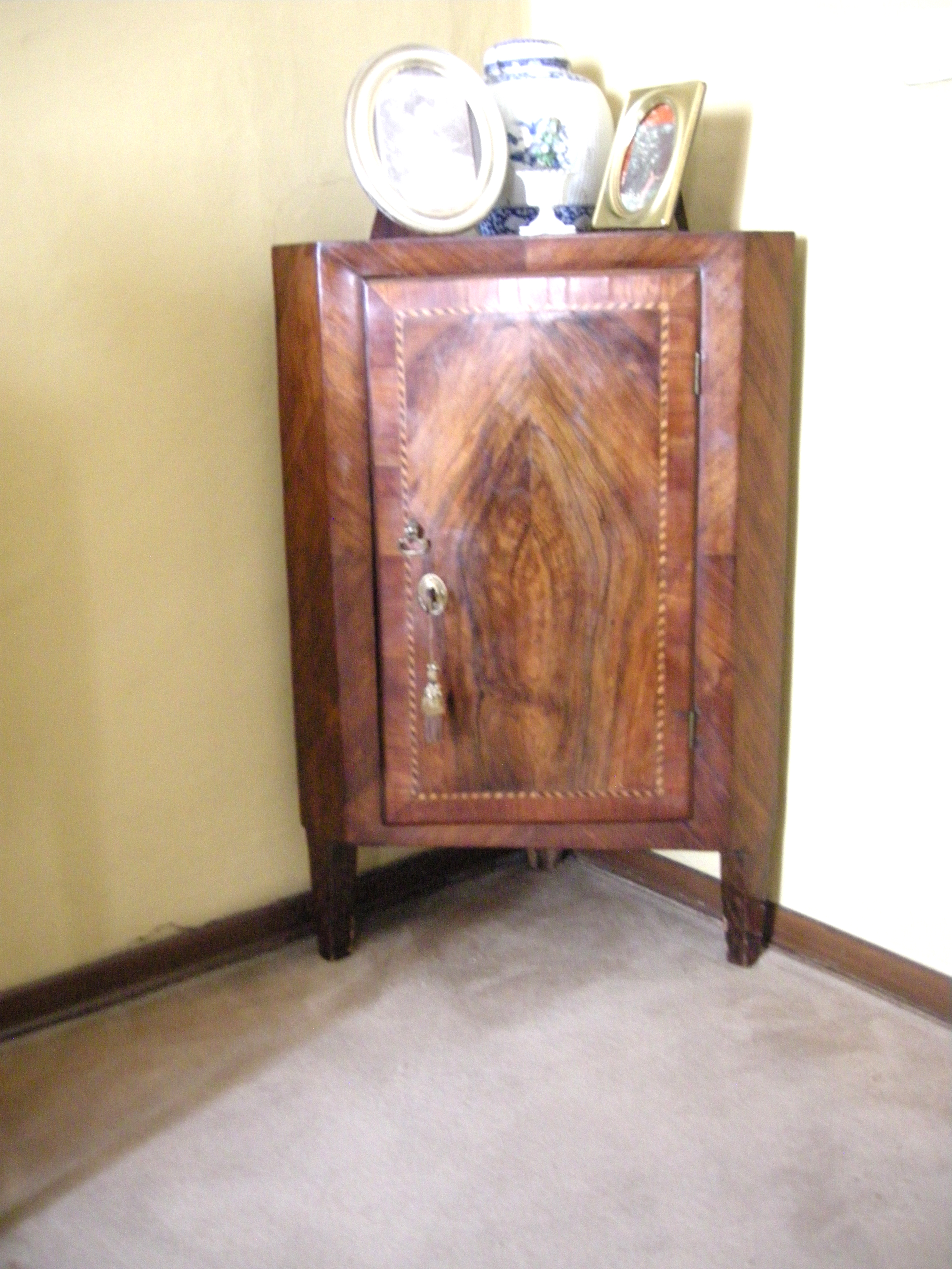 angoliera, opera isolata - manifattura emiliano-romagnola (sec. XIX)