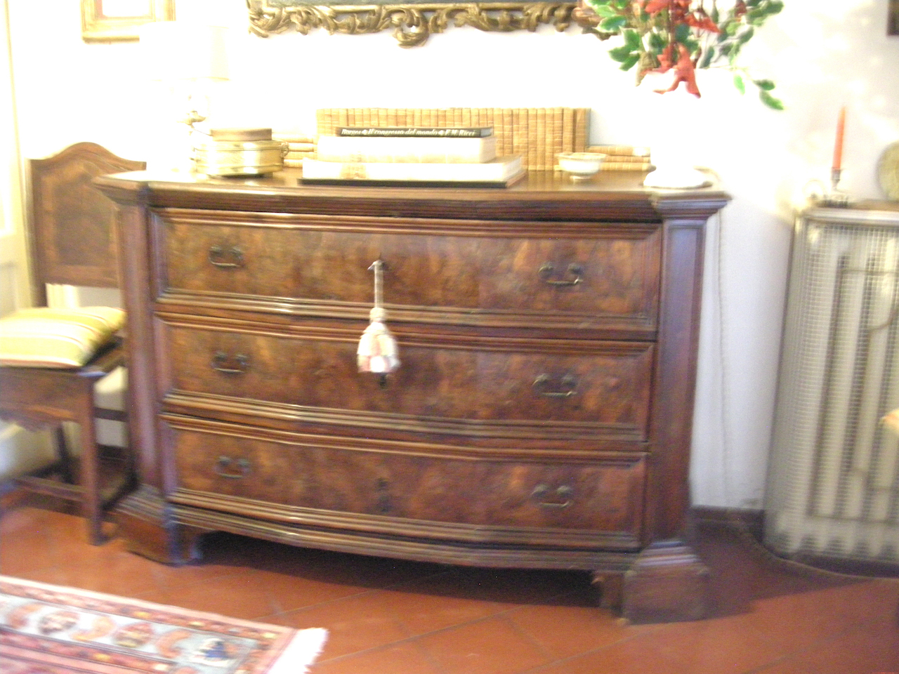 cassettone, opera isolata - manifattura emiliano-romagnola (sec. XVII)