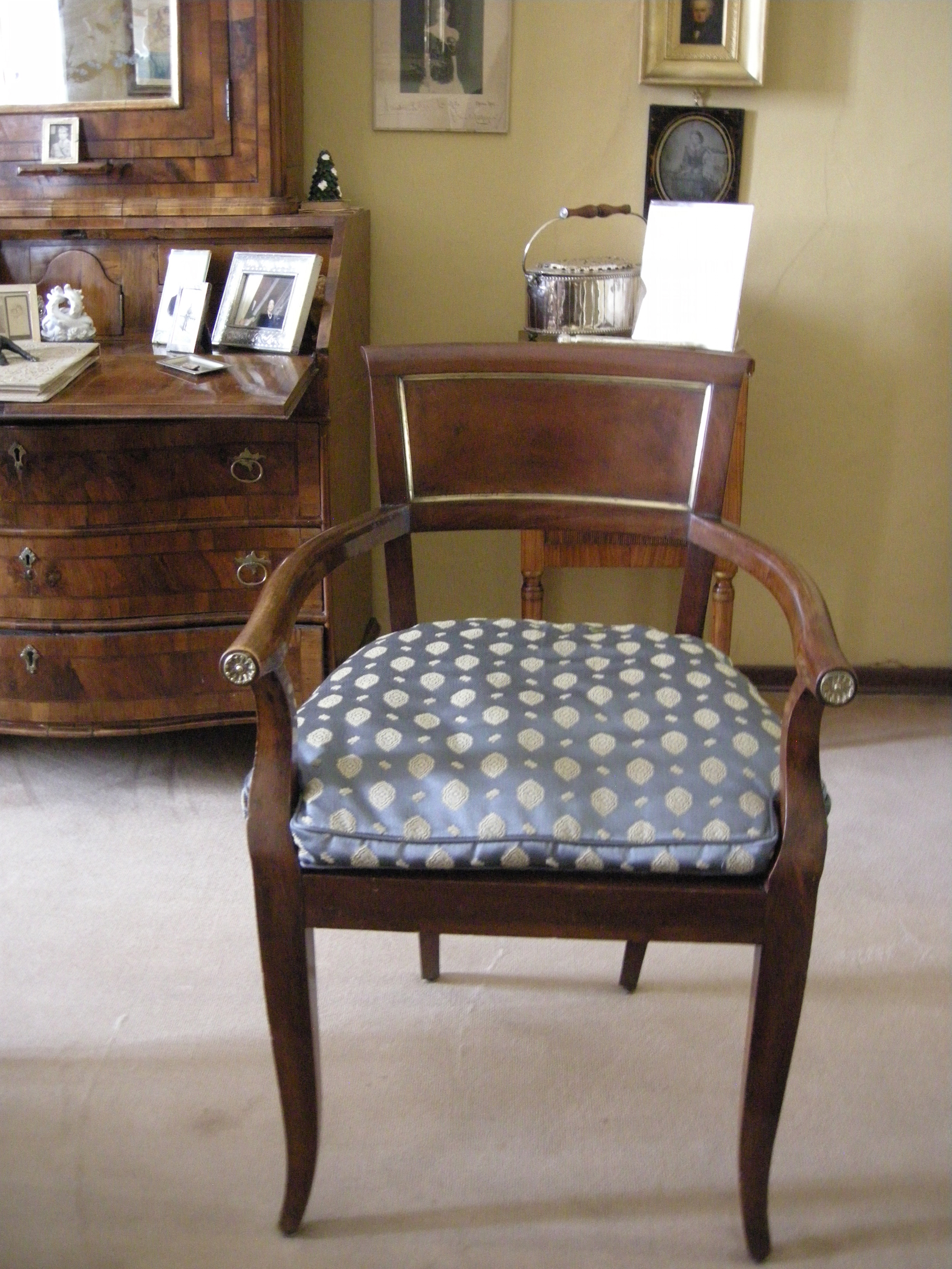 poltrona - a pozzetto, coppia - manifattura italiana (fine sec. XVIII)