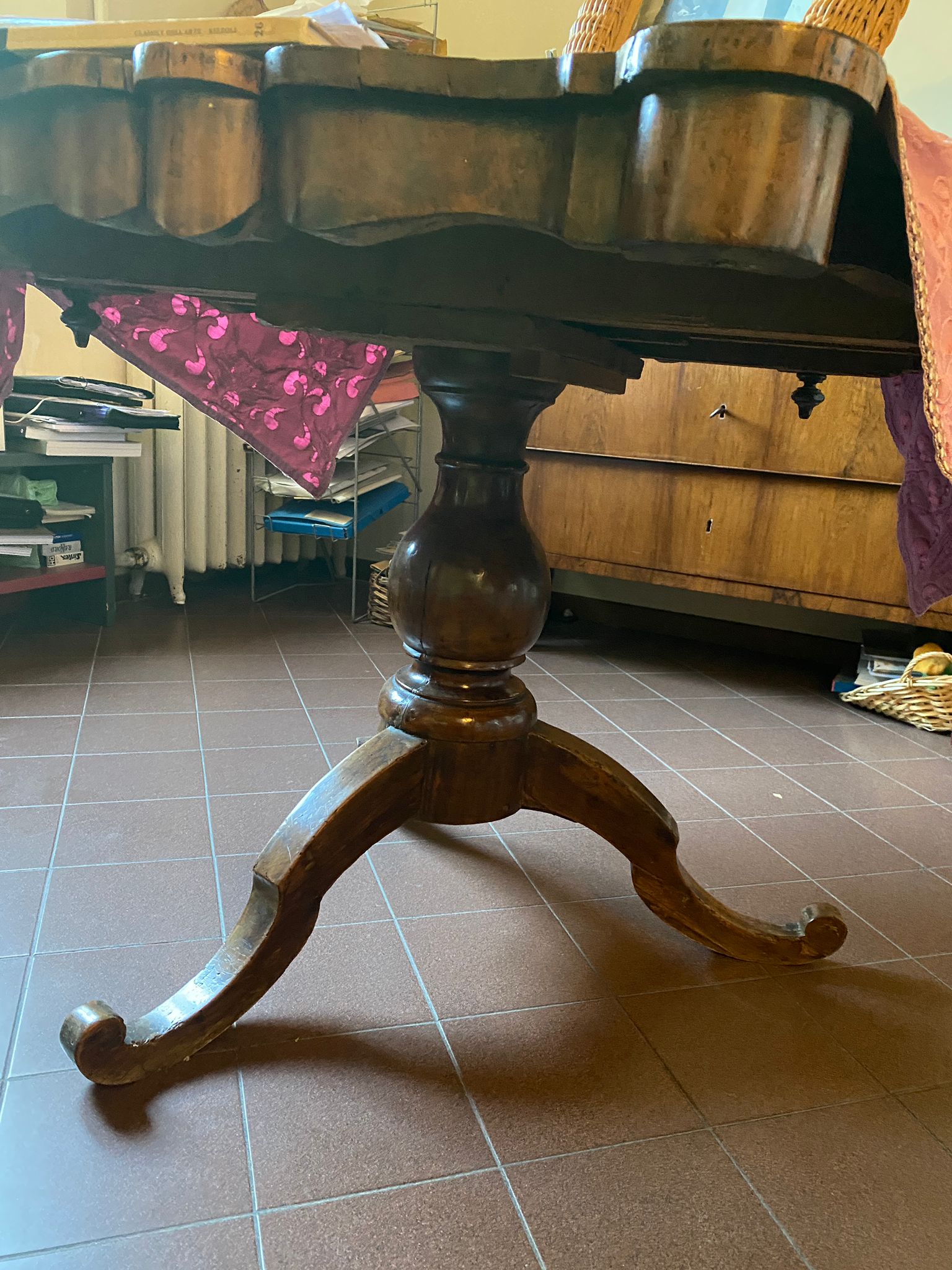 tavolo, opera isolata - manifattura emiliano-romagnola (sec. XVIII)