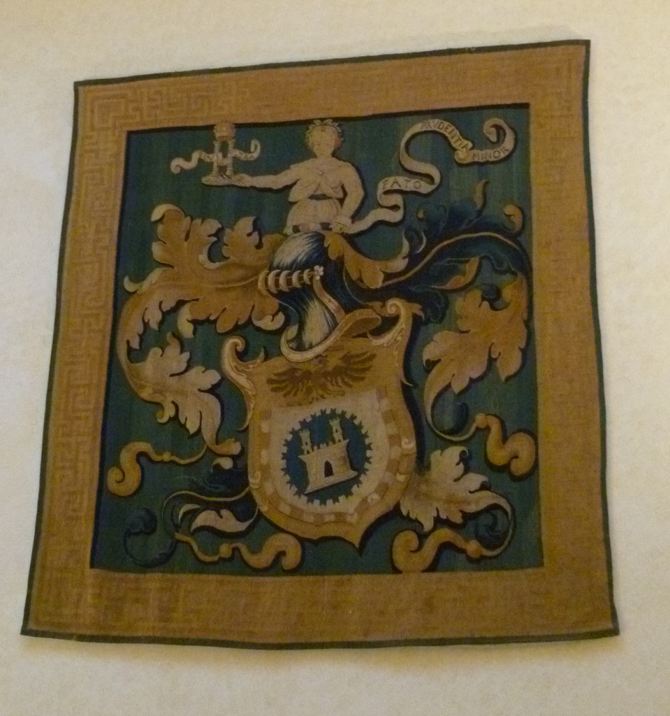 stemma di Paolo Giovio (arazzo, opera isolata) - manifattura fiamminga (sec. XVI)