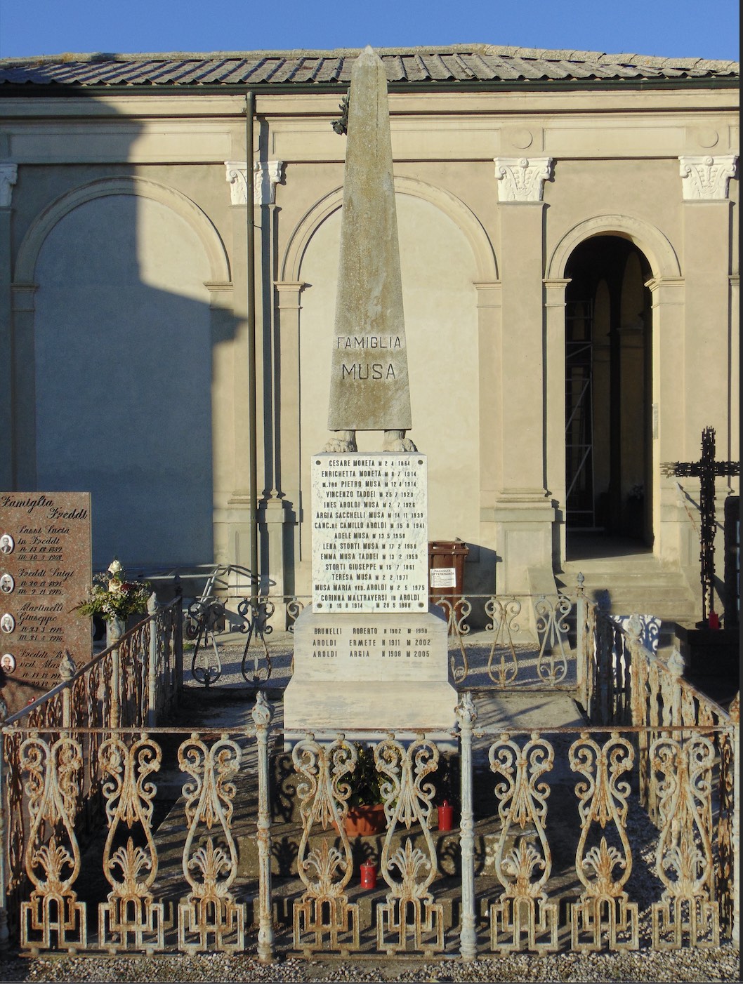 monumento funebre - a obelisco di Autore anonimo (seconda metà XIX)