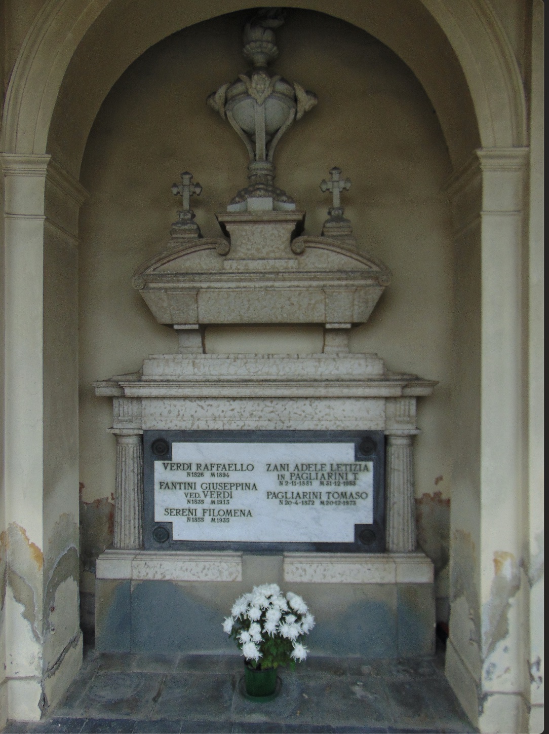 monumento funebre - ad arca di Cerati, Carlo (fine XIX)