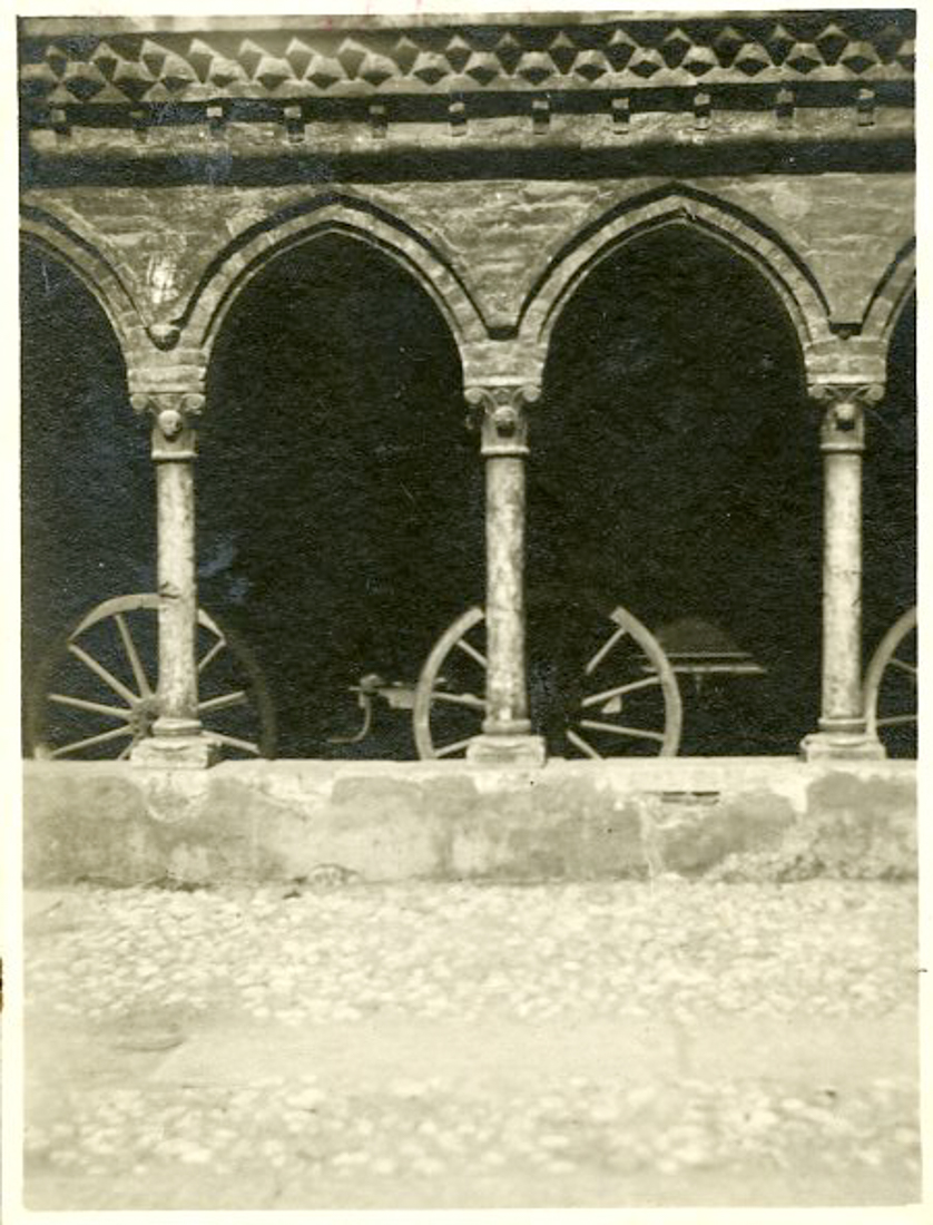 Brescia - Convento di San Francesco D'Assisi - Chiostro (positivo) di Anonimo (prima metà XX)