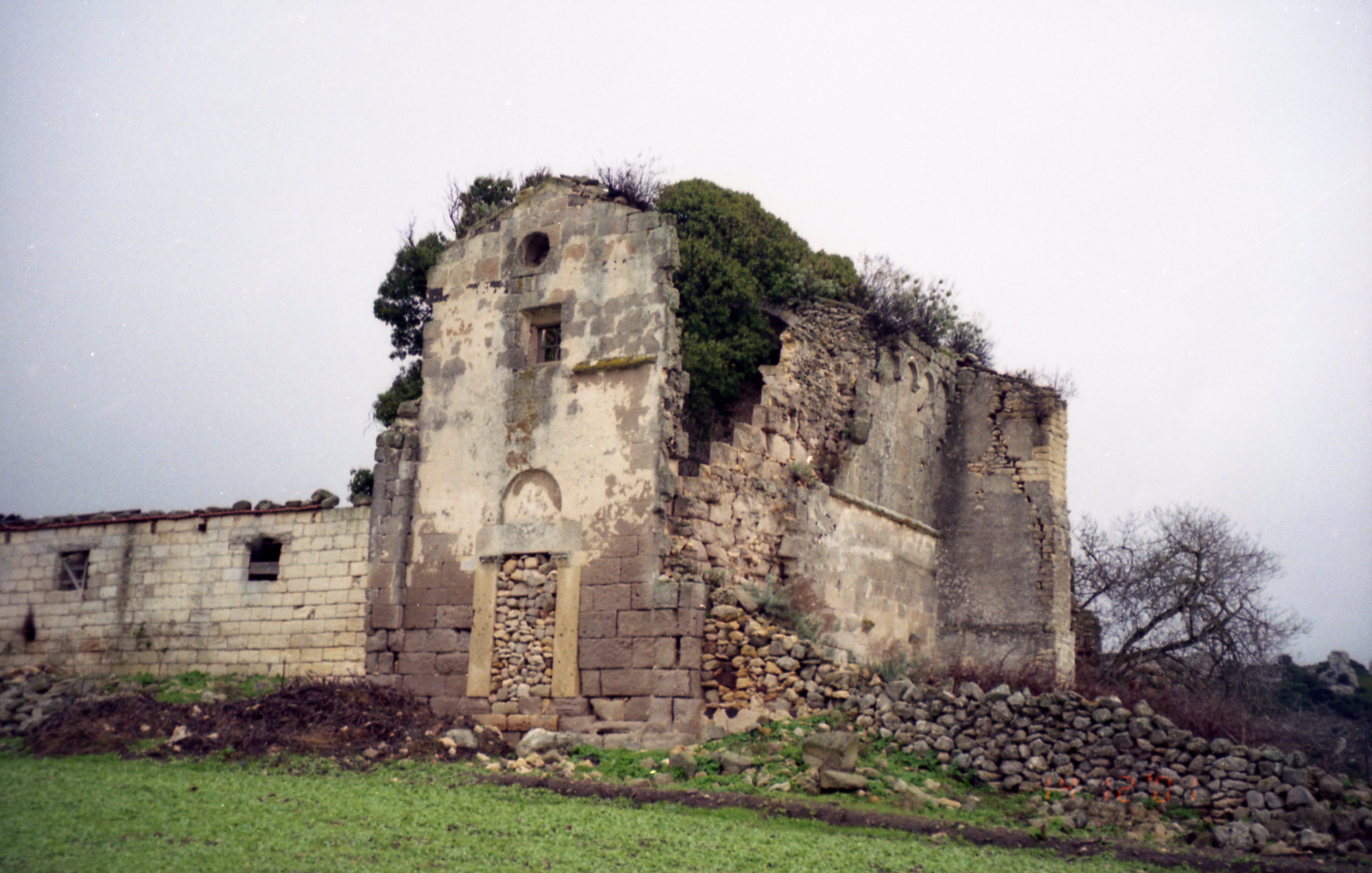Chiesa di S. Maria de Iscalas (chiesa) - Osilo (SS) 