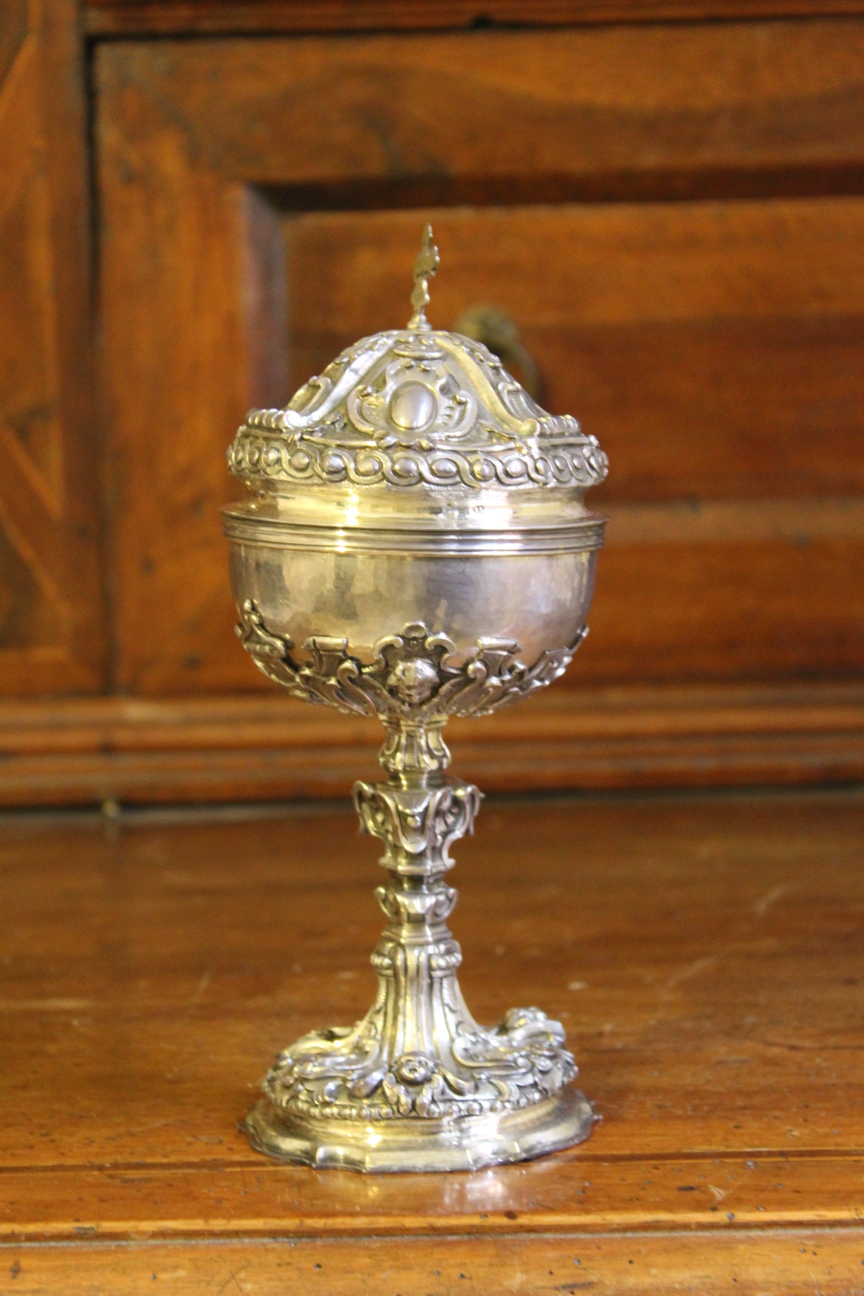 pisside, opera isolata - bottega romagnola (XVIII)