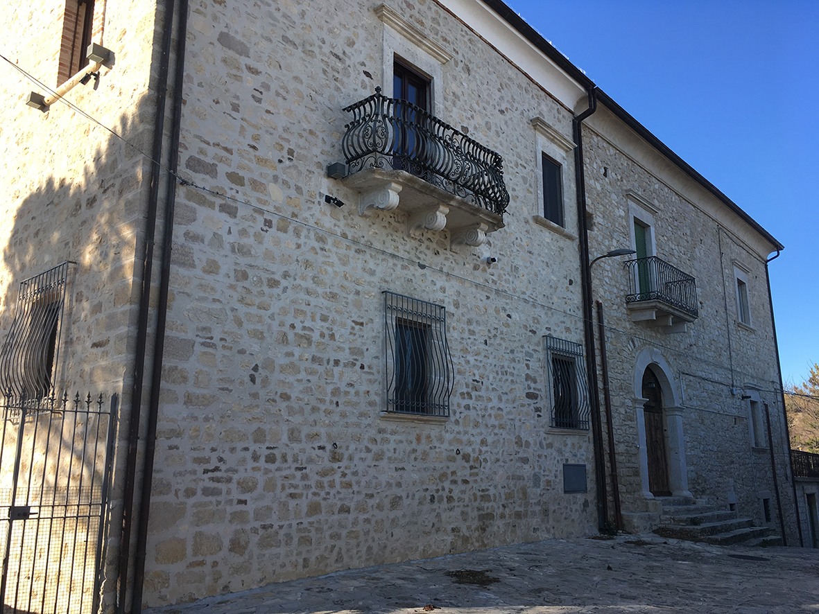 Palazzo Policorvo (palazzo, privato) - Carpineto Sinello (CH) 