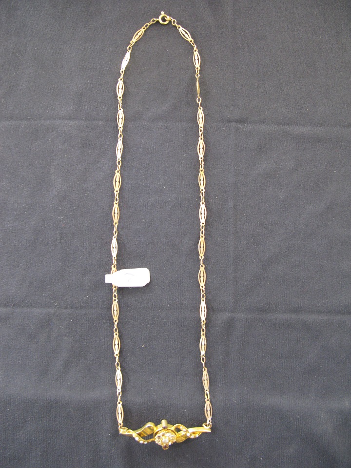 collana - principessa - ambito Italia meridionale (anni venti XX)