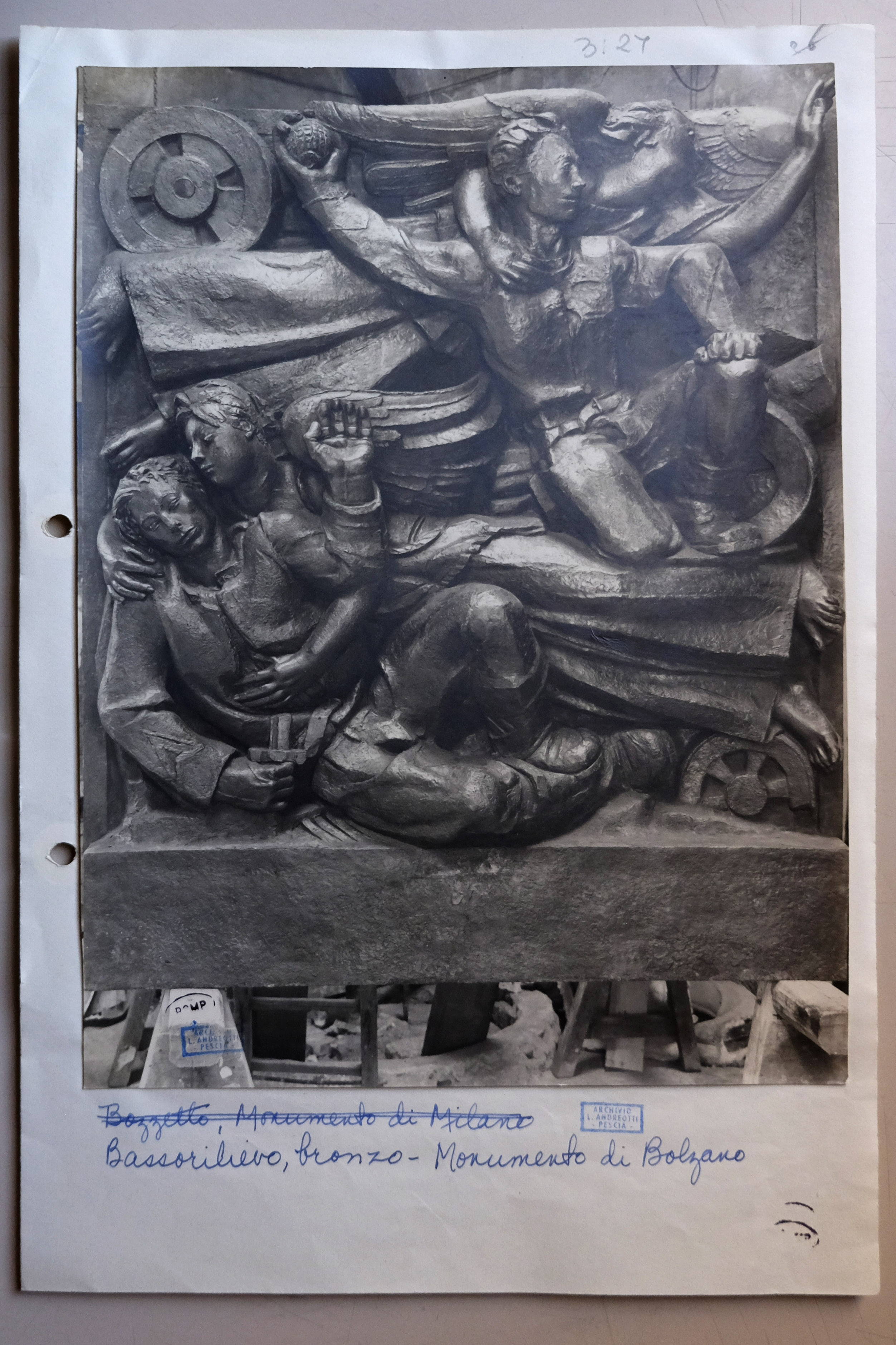 Andreotti, Libero. Monumento ai caduti - Sculture (positivo) di Brogi, Andreotti (prima metà XX)