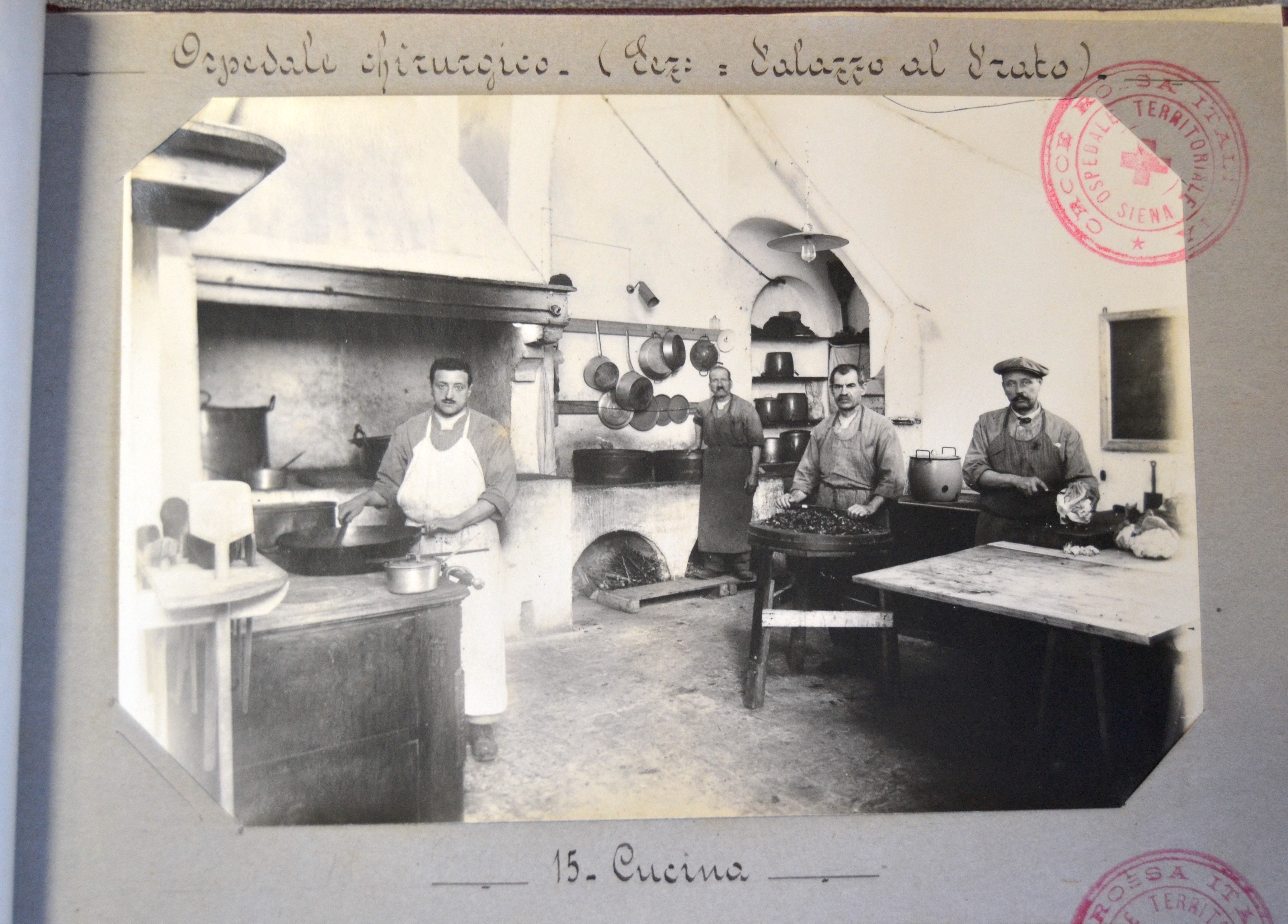 Croce Rossa Italiana - Medicina - Ospedali territoriali (positivo) di Anonimo (primo quarto XX)