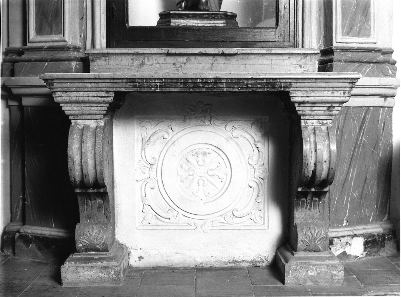 altare, elemento d'insieme - bottega molisana (sec. XVI)