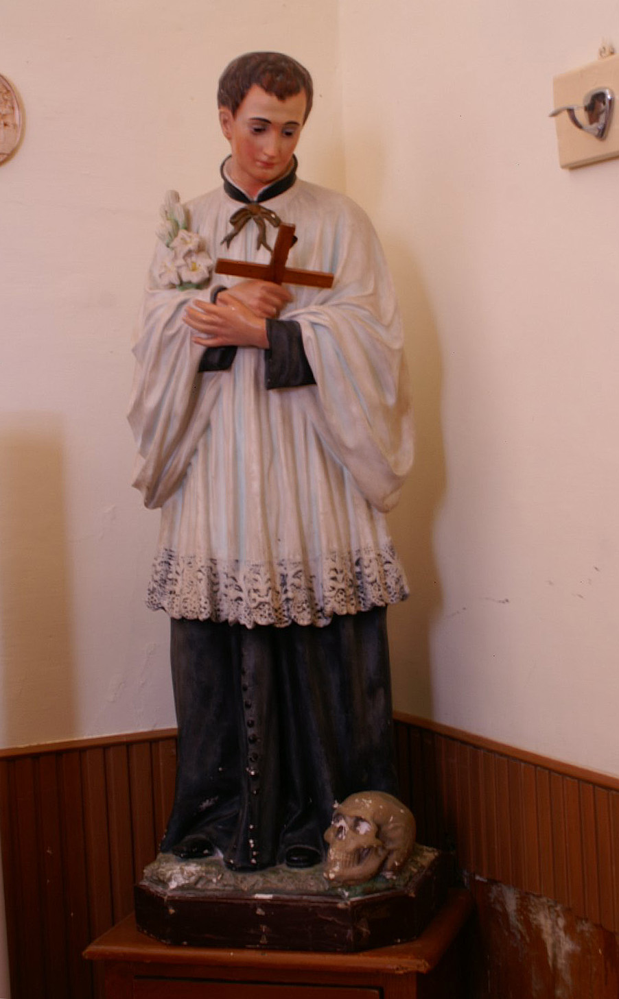 San Luigi Gonzaga (statua, opera isolata) - bottega Italia meridionale (inizio sec. XX)