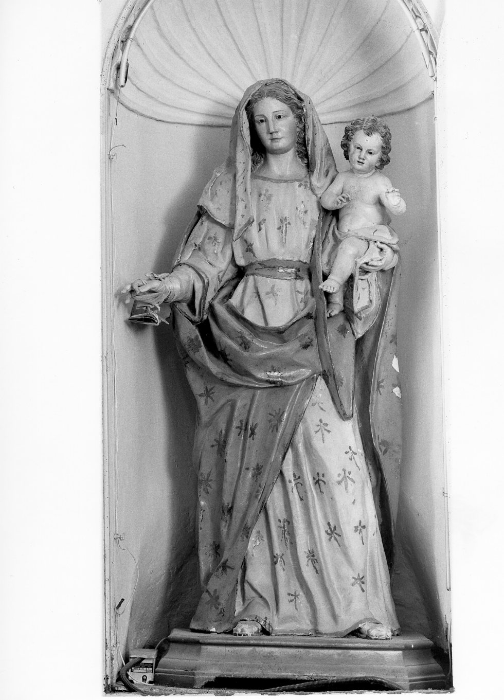 Madonna delle Grazie, Madonna con Bambino (statua) - bottega molisana (ultimo quarto sec. XVIII)