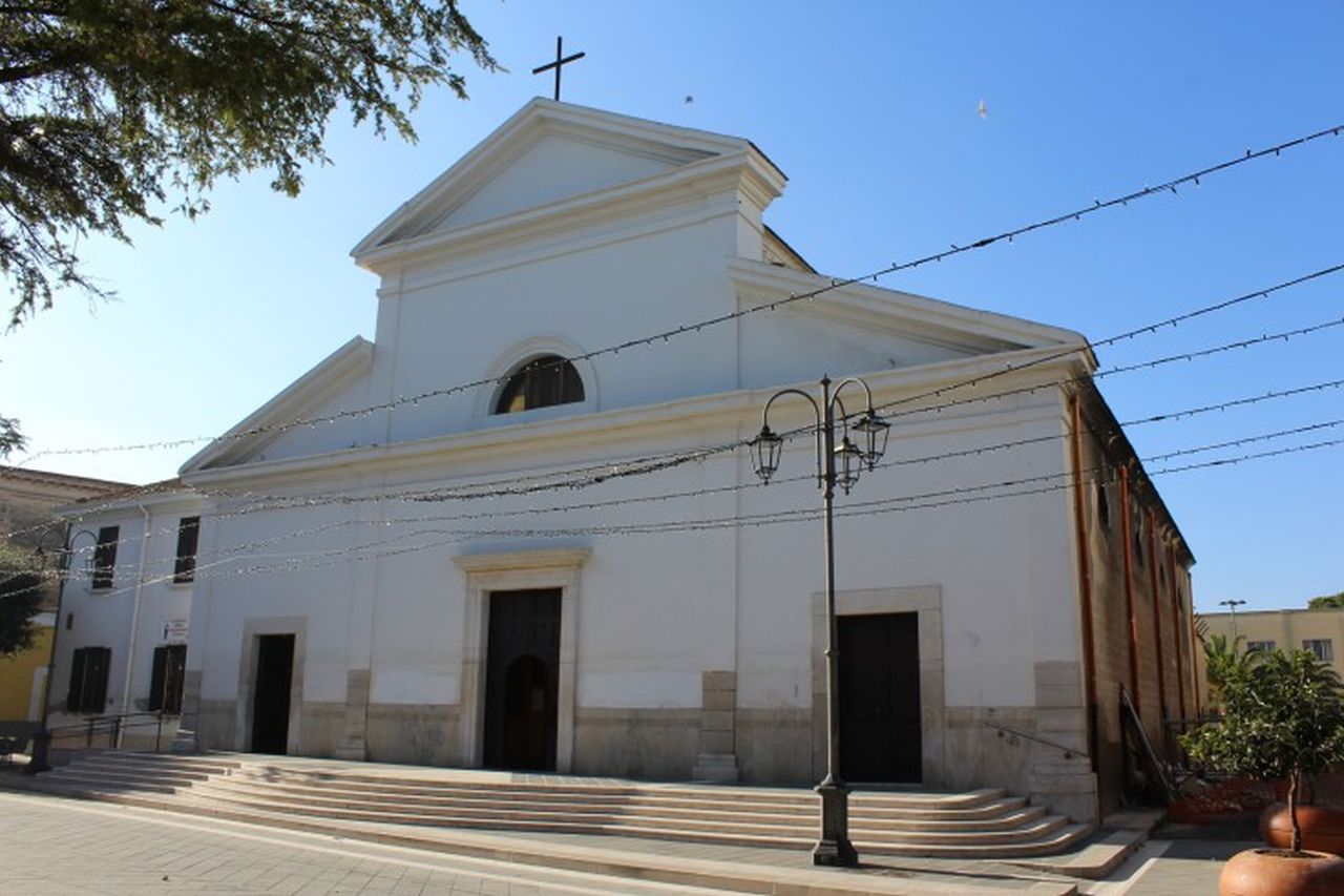 centro storico, spontaneo, a scacchiera, Stornara (XVI)