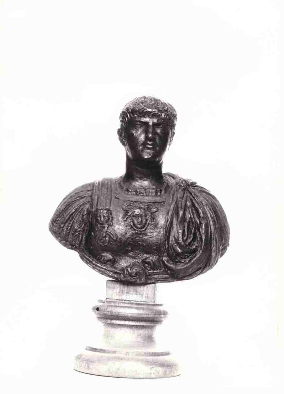 busto ritratto di Nerone (scultura miniaturistica) - bottega toscana (XIX)