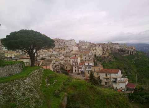 centro storico, di crinale, collinare, spontaneo, Santa Caterina dello Ionio (non determinabile)
