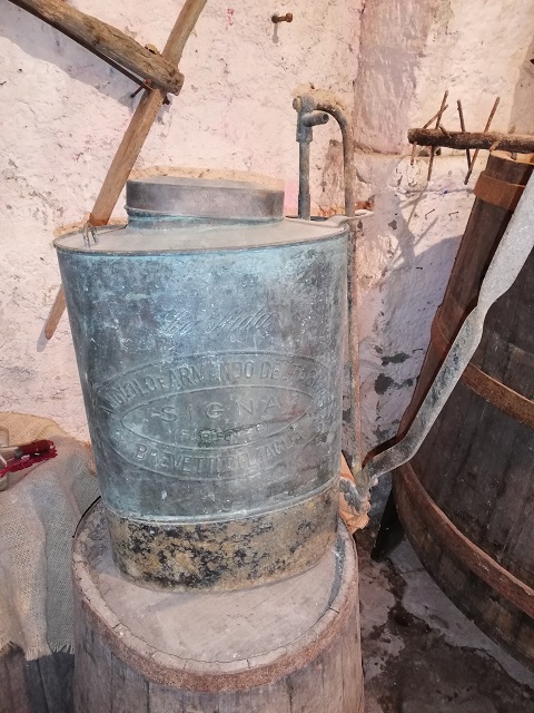 pompa per l'acqua ramata (Pompa irroratrice a spalla, STRUMENTI E ACCESSORI/ AGRO-SILVO-PASTORALI)