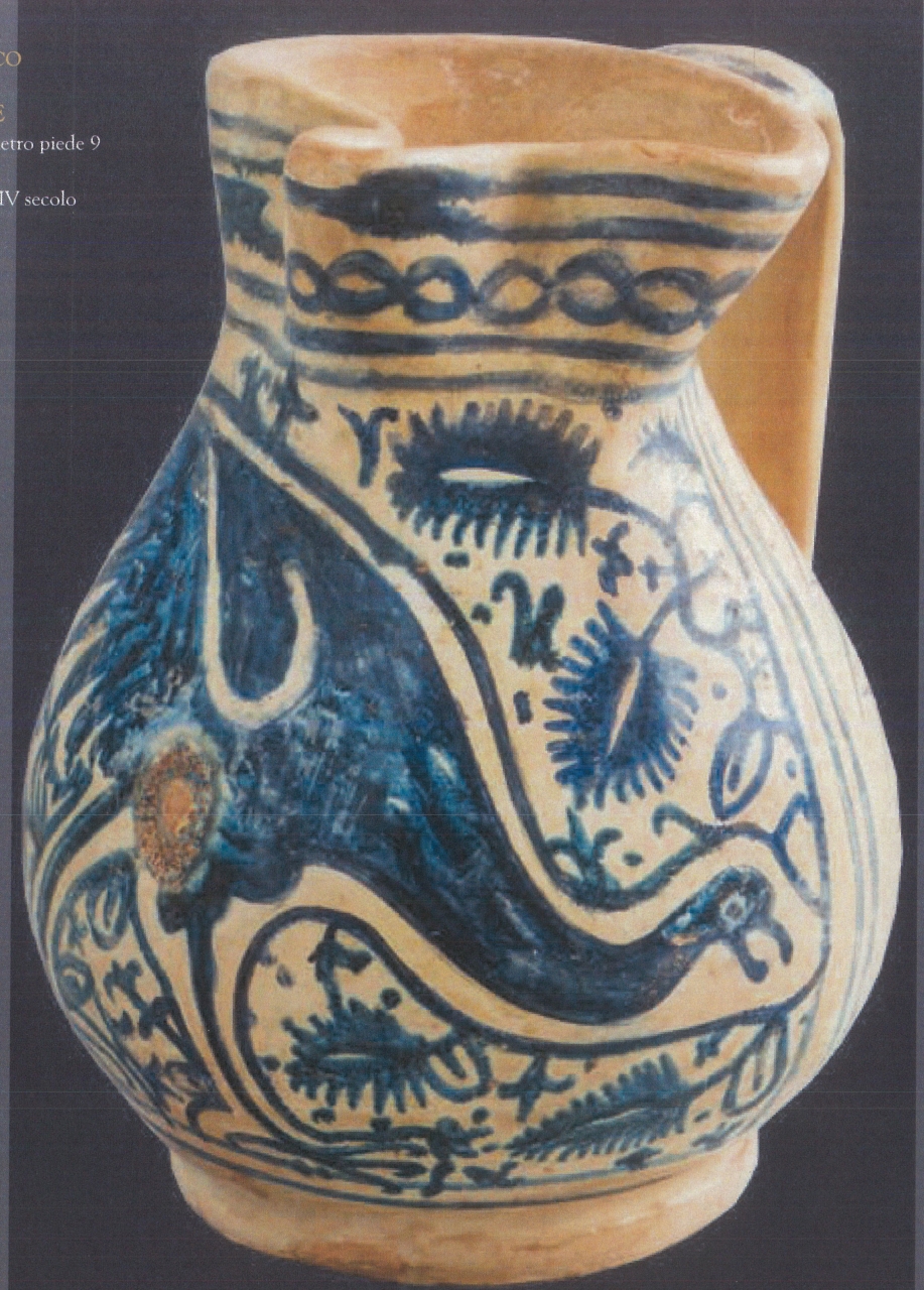 pavone con motivi decorativi geometrici e vegetali (boccale, opera isolata) - ambito faentino (fine XIV)