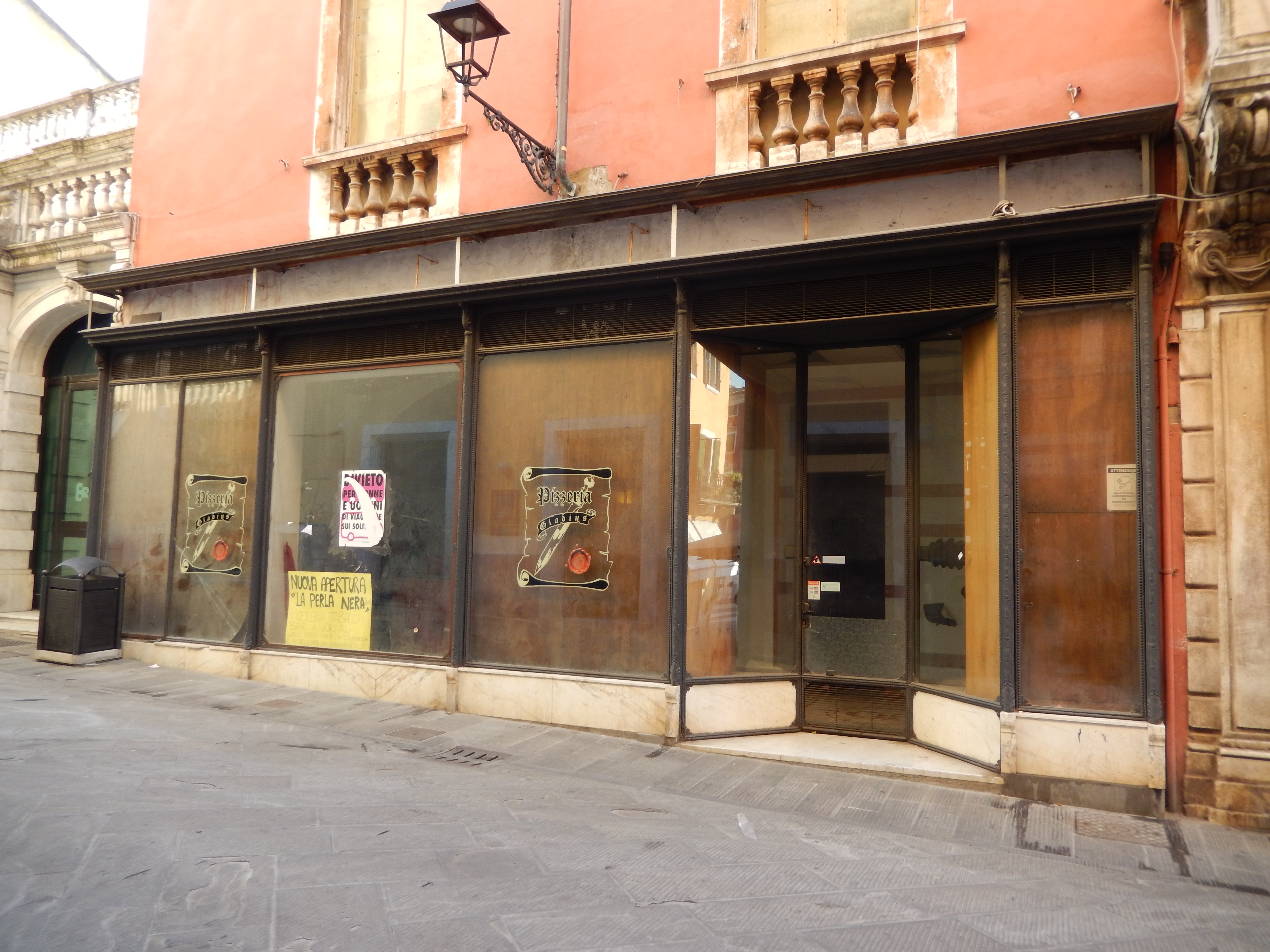 bottega, negozio di tessuti, Città di Carrara (ex) (fine XIX)