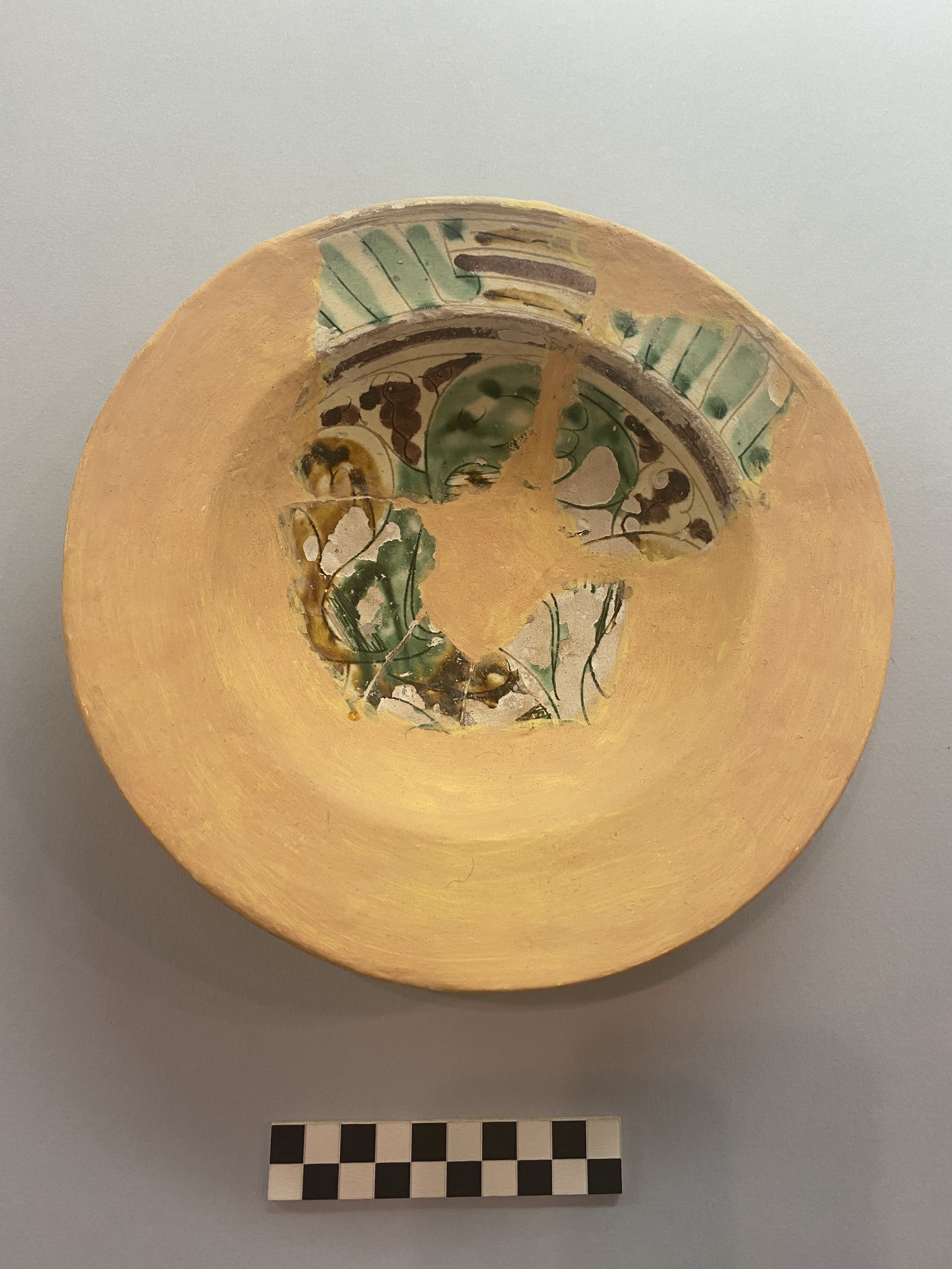 piatto, Piatto con larga tesa (SECOLI/ ARCHI DI SECOLI/ XV-XVI)